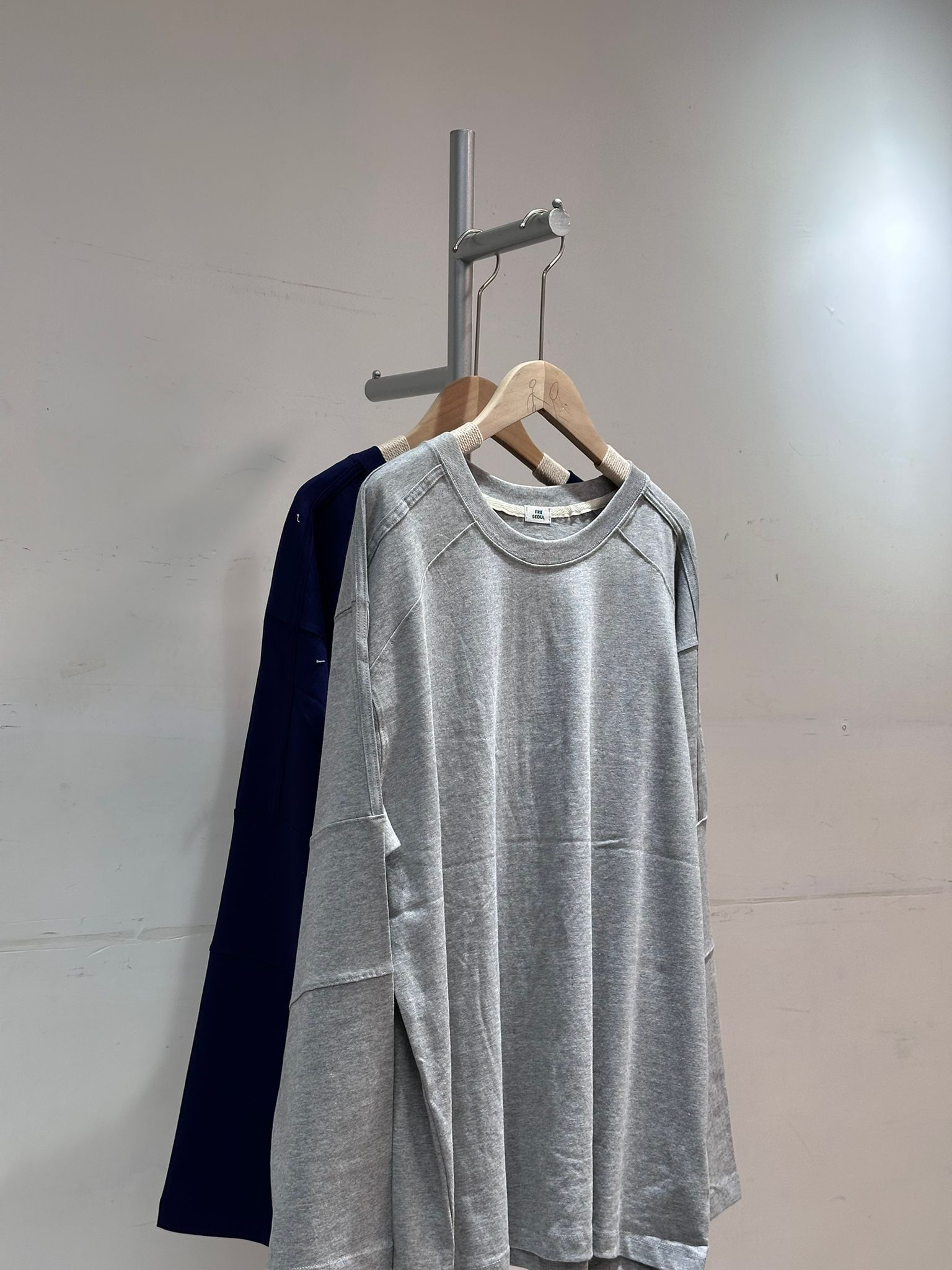 0213002a/韓國全年線條感滿滿上衣 48/48/28