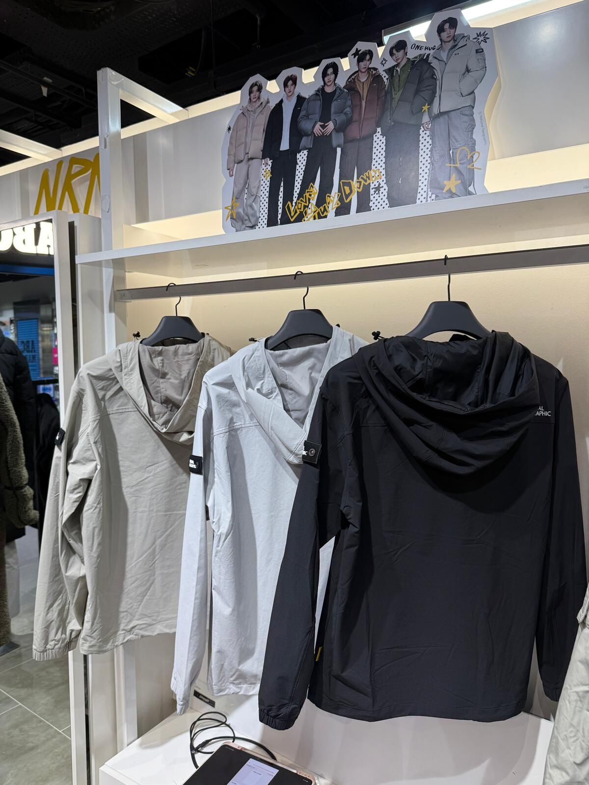 SF025 National Geographic 風衣外套 N233UFT030