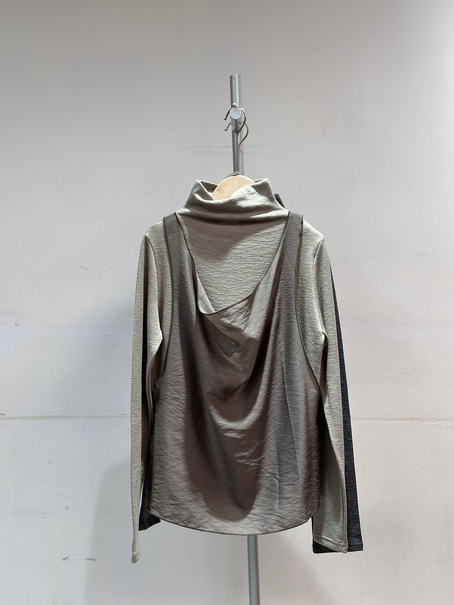 0213009a/韓國不用配搭假兩件小企領上衣 38-40/38-40/26