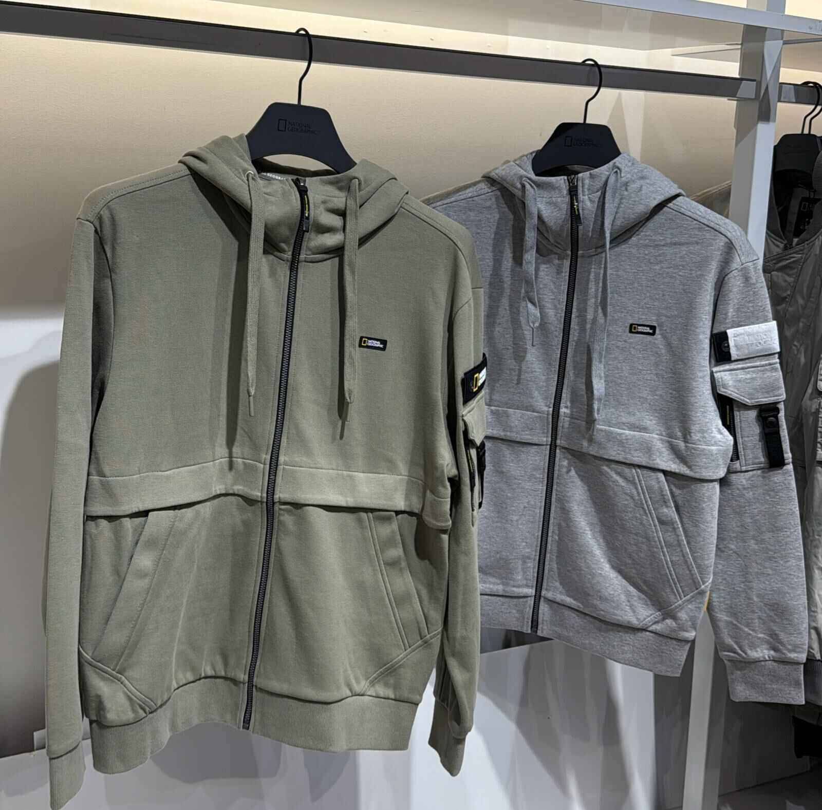 SF020 National Geographic 細logo拉鏈外套 N223UFT020