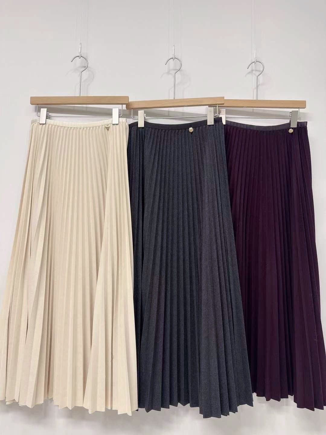 🐑 50% 羊毛光澤百摺裙 🐑