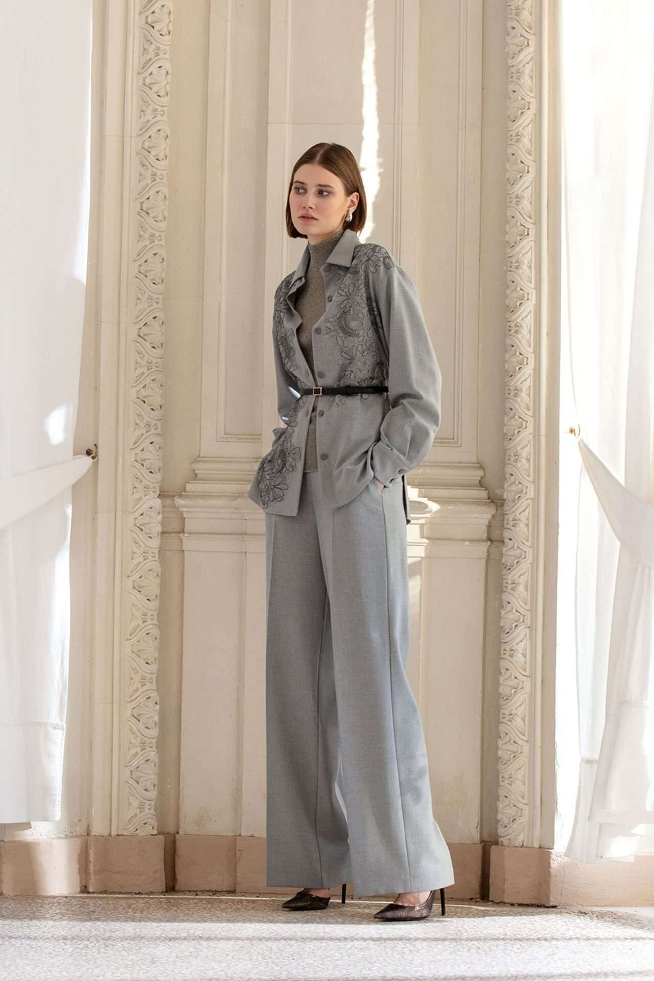 Clips 高質感蕾絲毛料襯衫