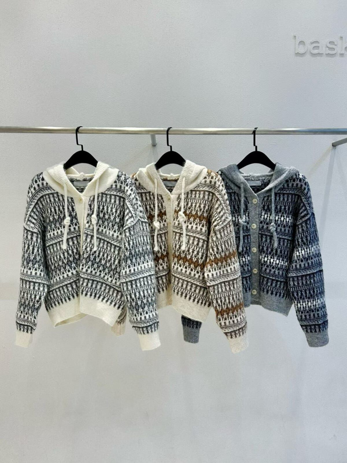 WE5328 費爾島圖案連帽針織外套