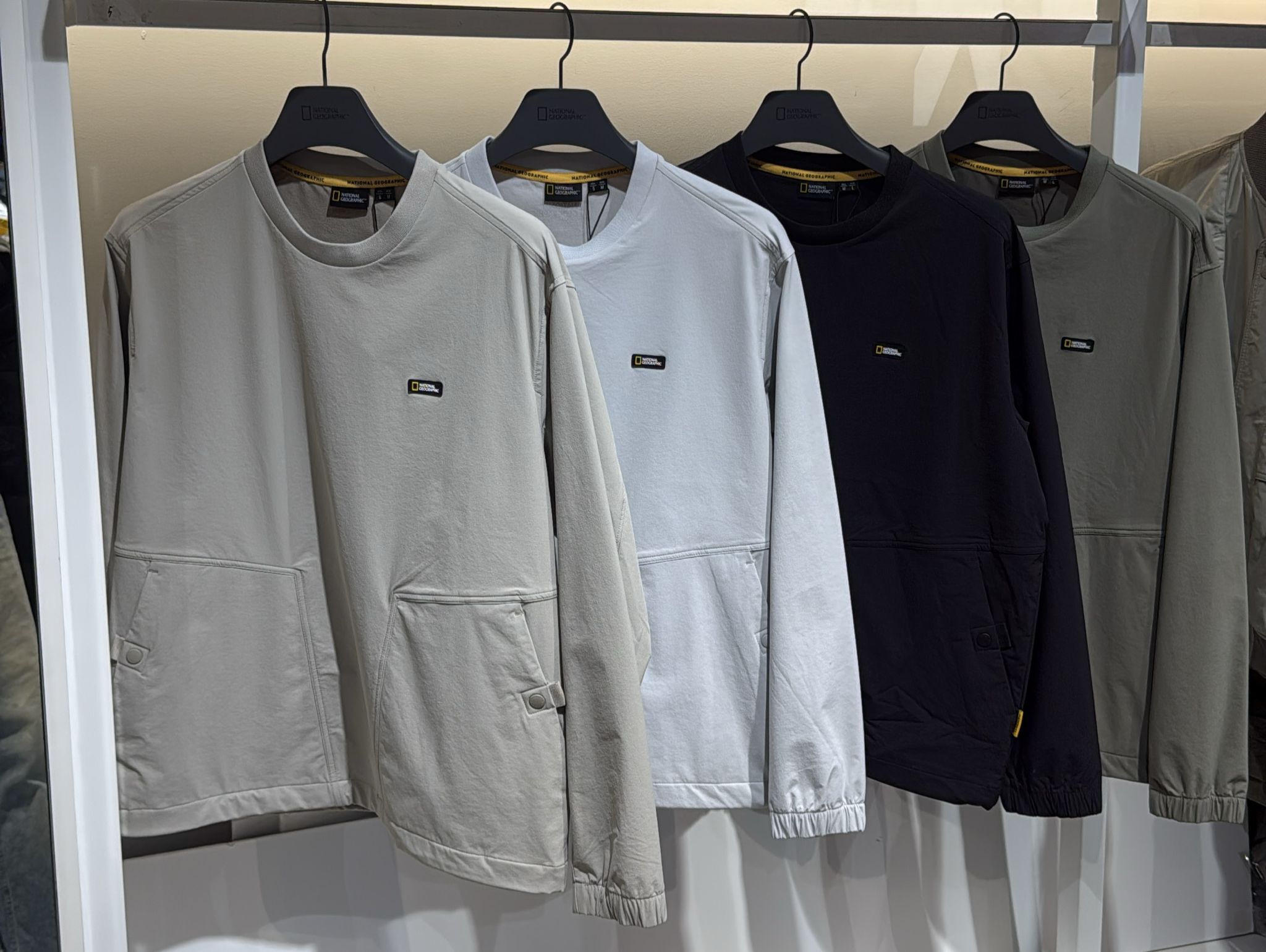 SF036 National Geographic 長袖上衣 N233USW060