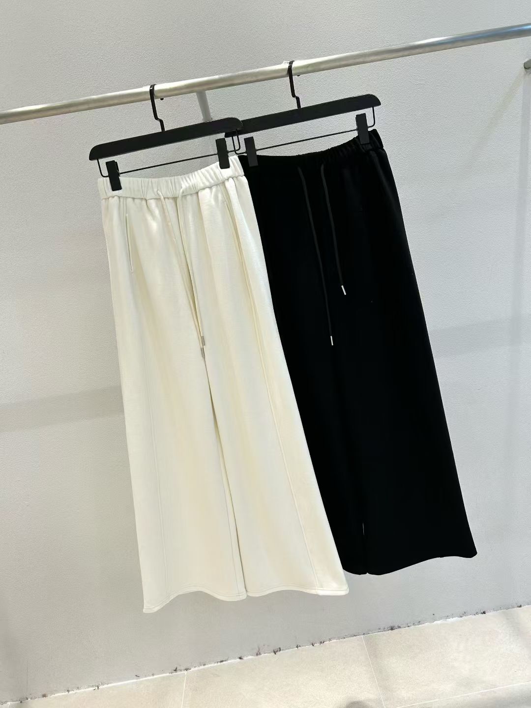 WE5329 車線休閒闊褲