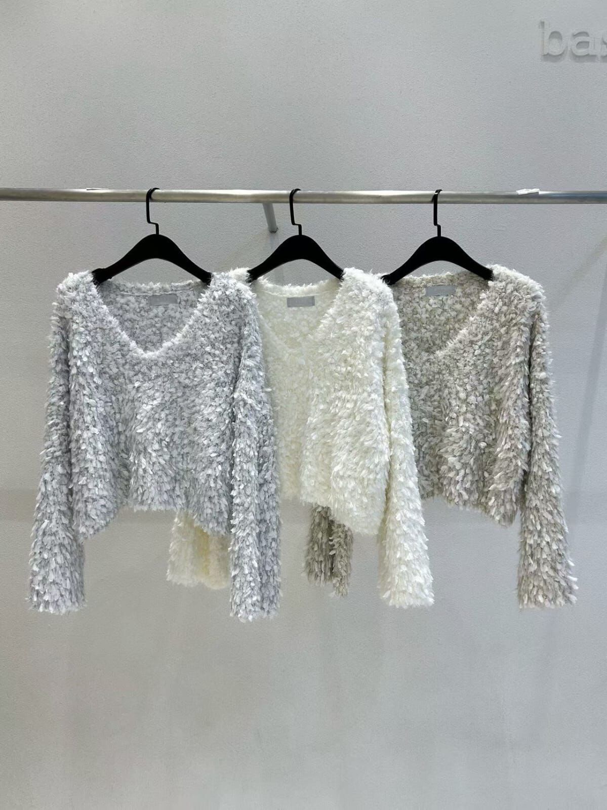 WE5331 混毛毛V領短上衣