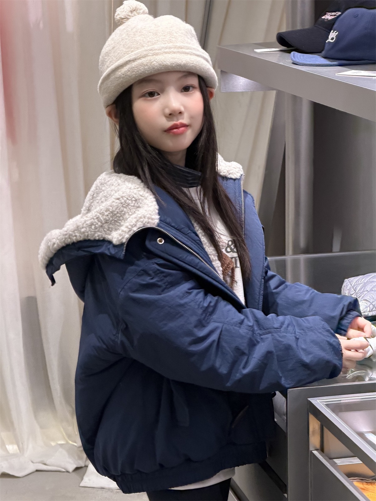 鋪棉加厚大毛領外套