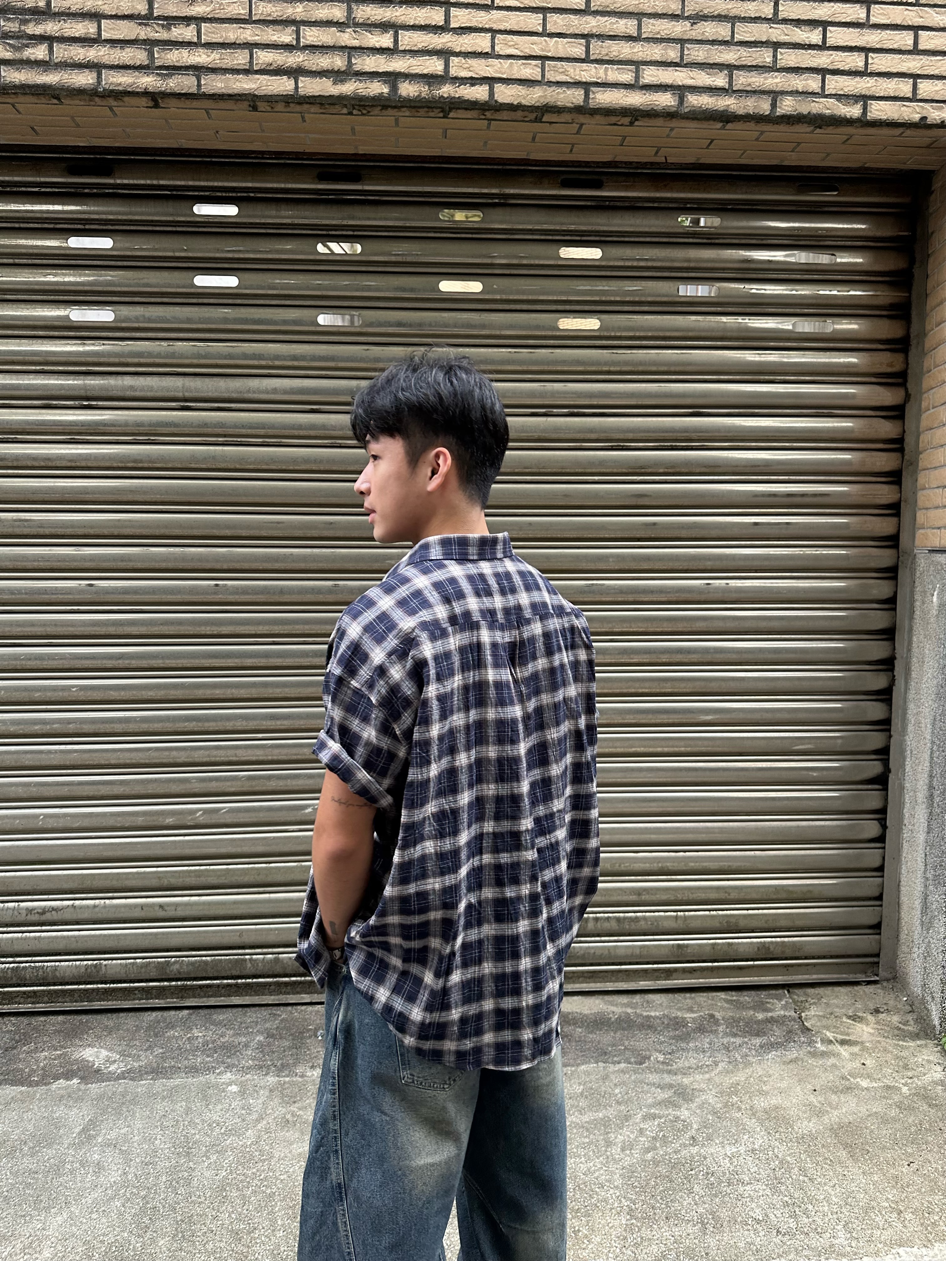 休閒格紋 百搭 翻領 短袖