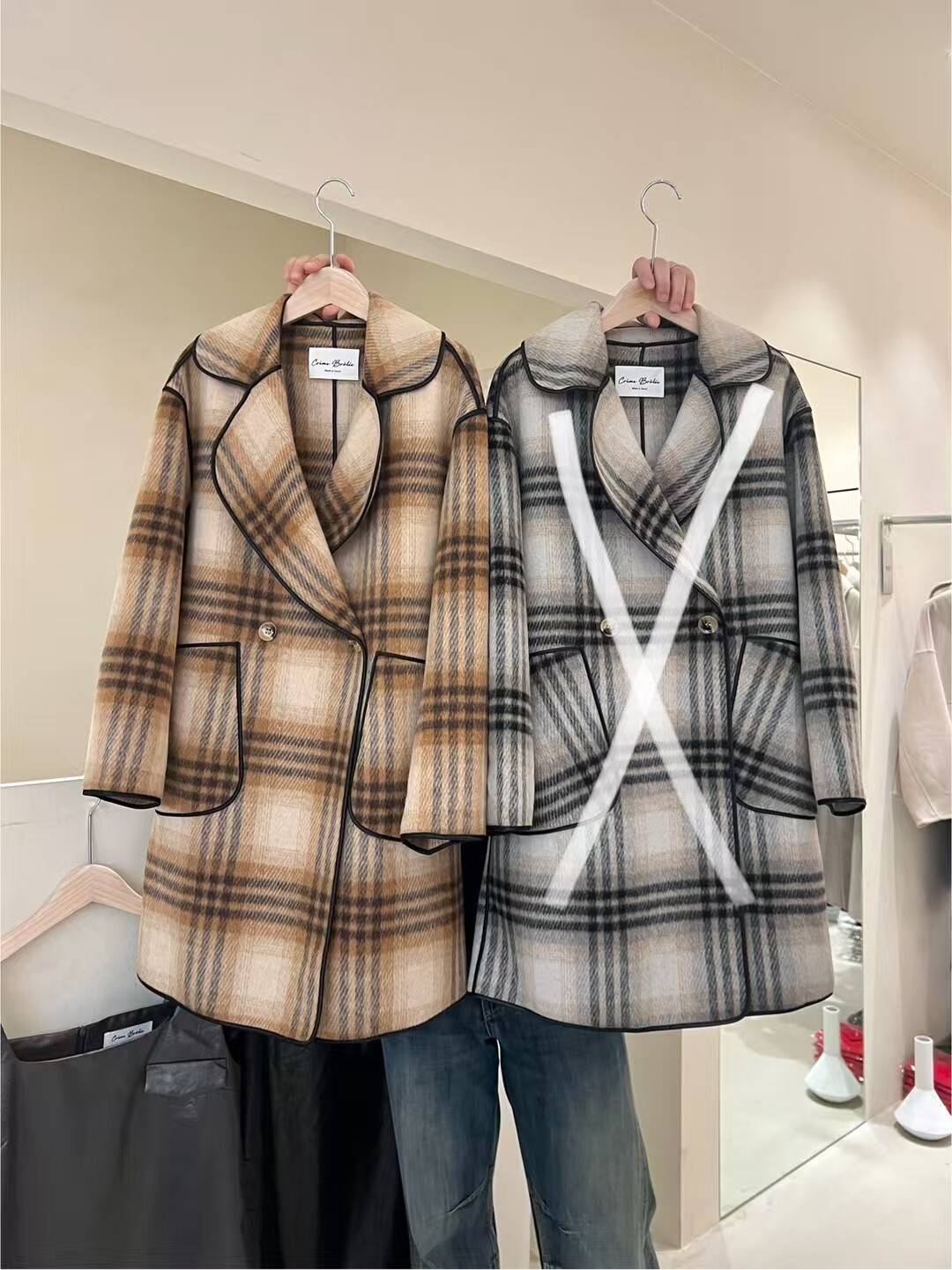 CB5346 焦糖啡格仔手工外套 *優惠碼不適用*