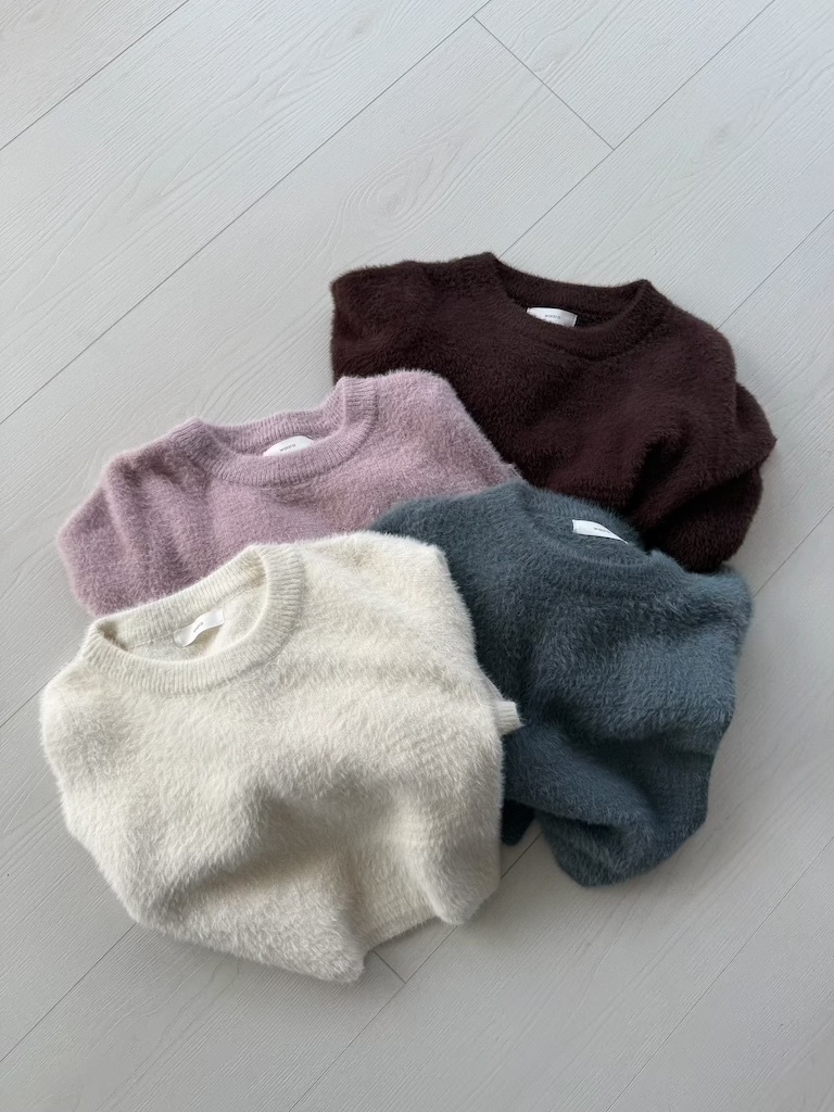 手感第一名馬海毛圓領短版上衣