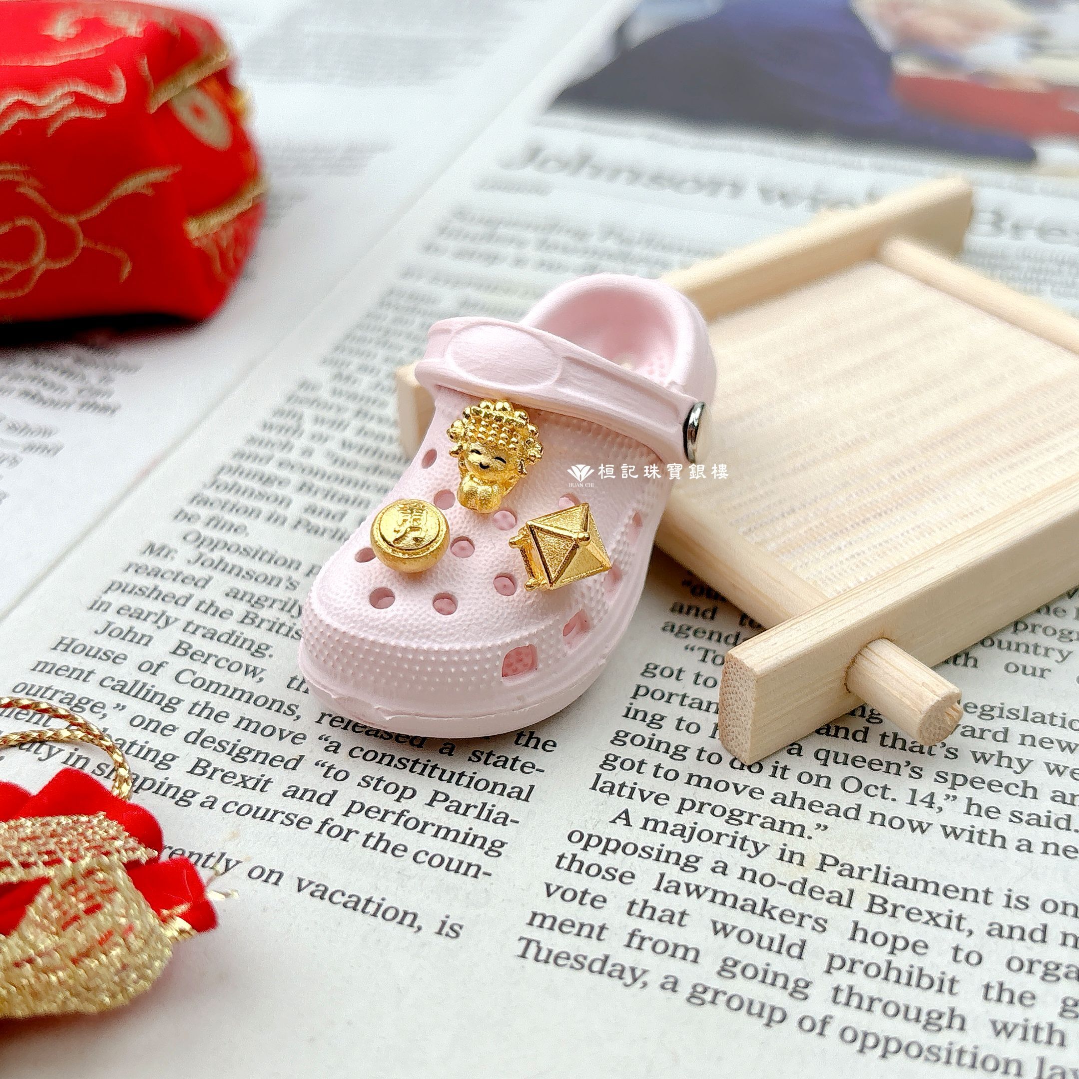 白沙屯媽祖 勇腳金豆 (媽祖/神轎/勇) 黃金擺飾/擺件