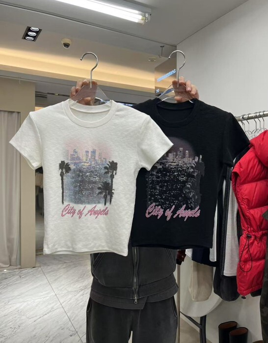 #AD114辣妹墊肩短踢(黑/白)