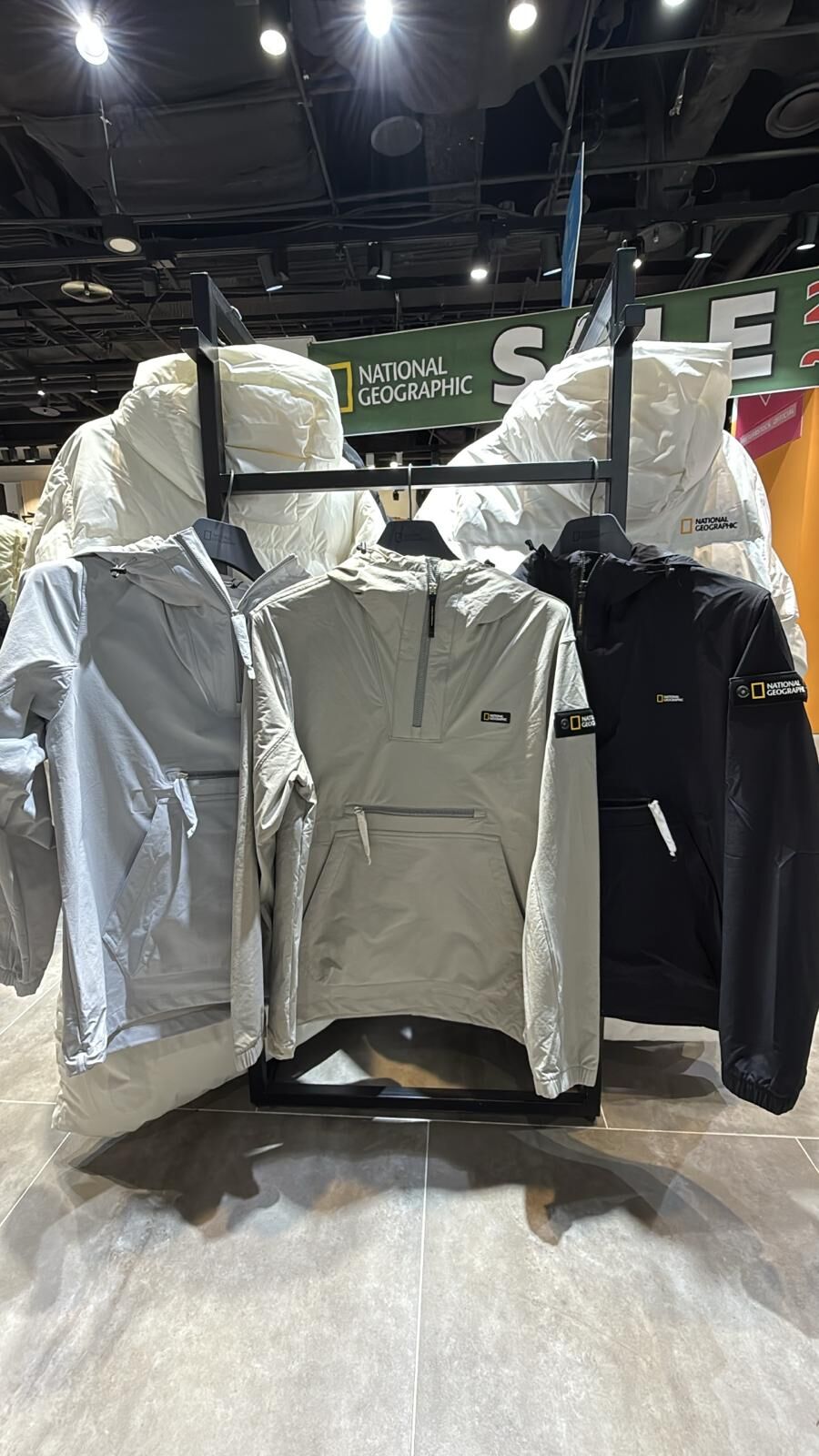 SF025 National Geographic 風衣外套 N233UFT030