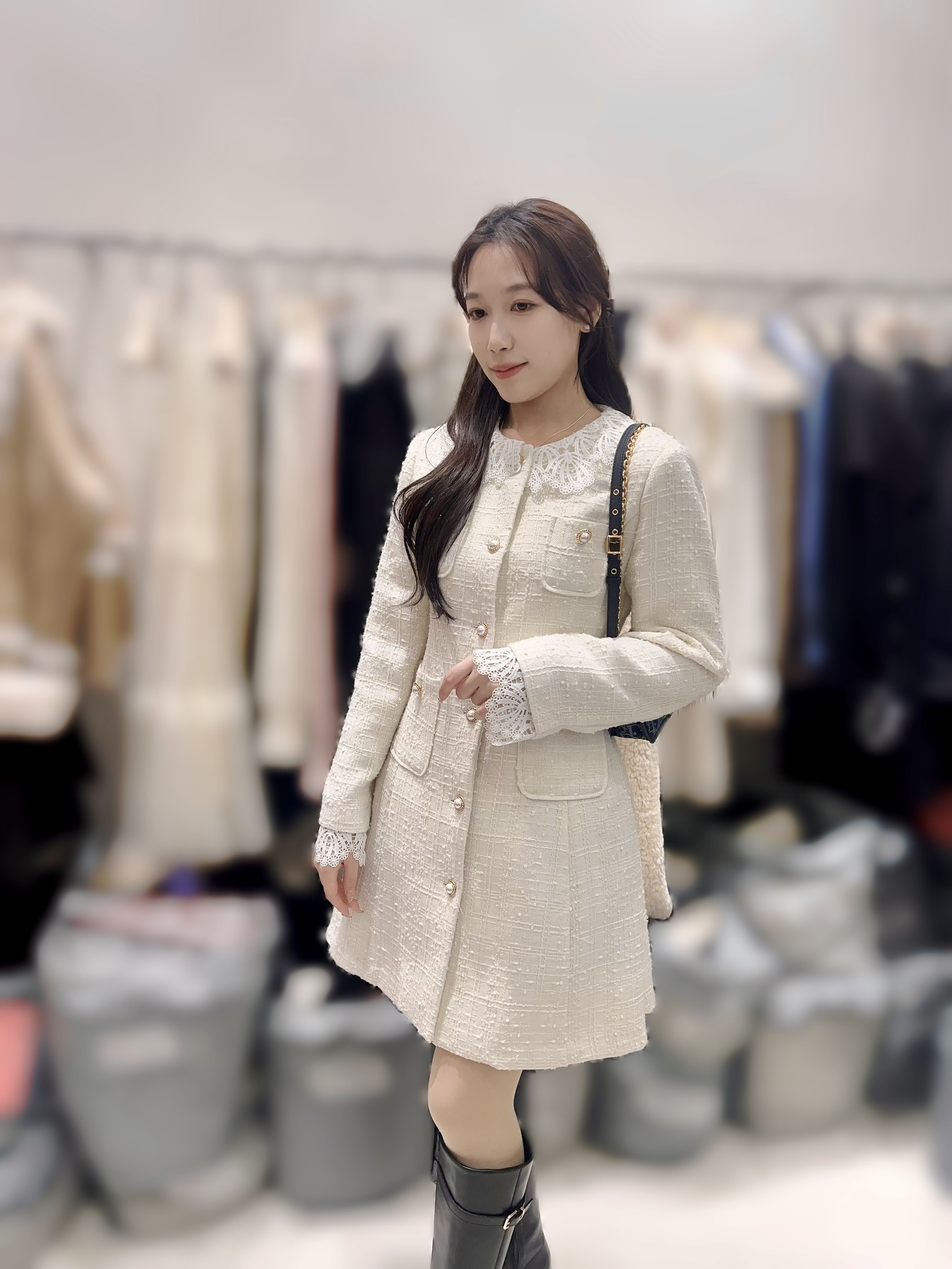 JE38  胸36 腰32   長34  HIP 44   $859 (一口價)