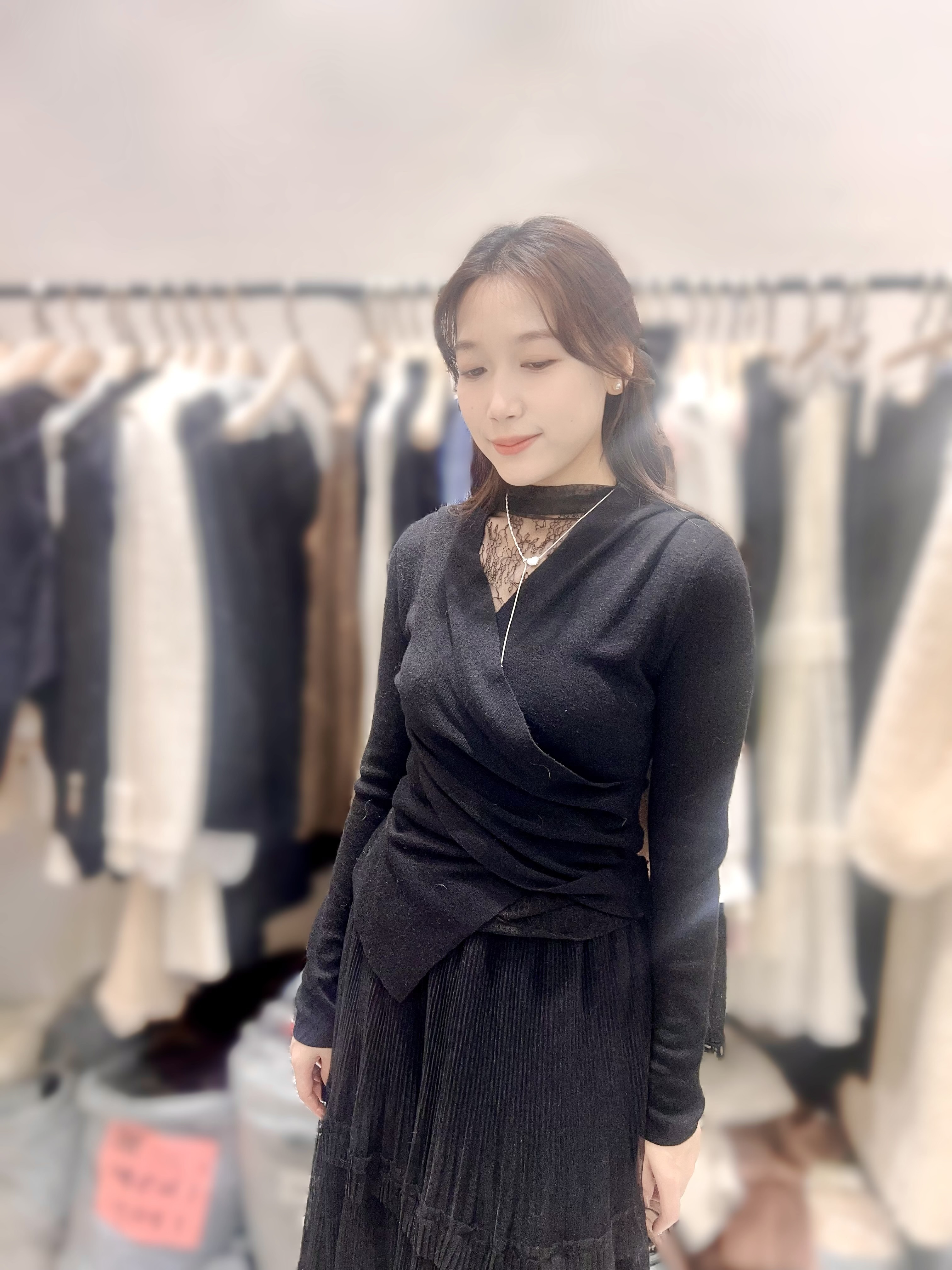 JE22    氣質LACE  羊毛30% 胸 34-46  長21    $539 (一口價)