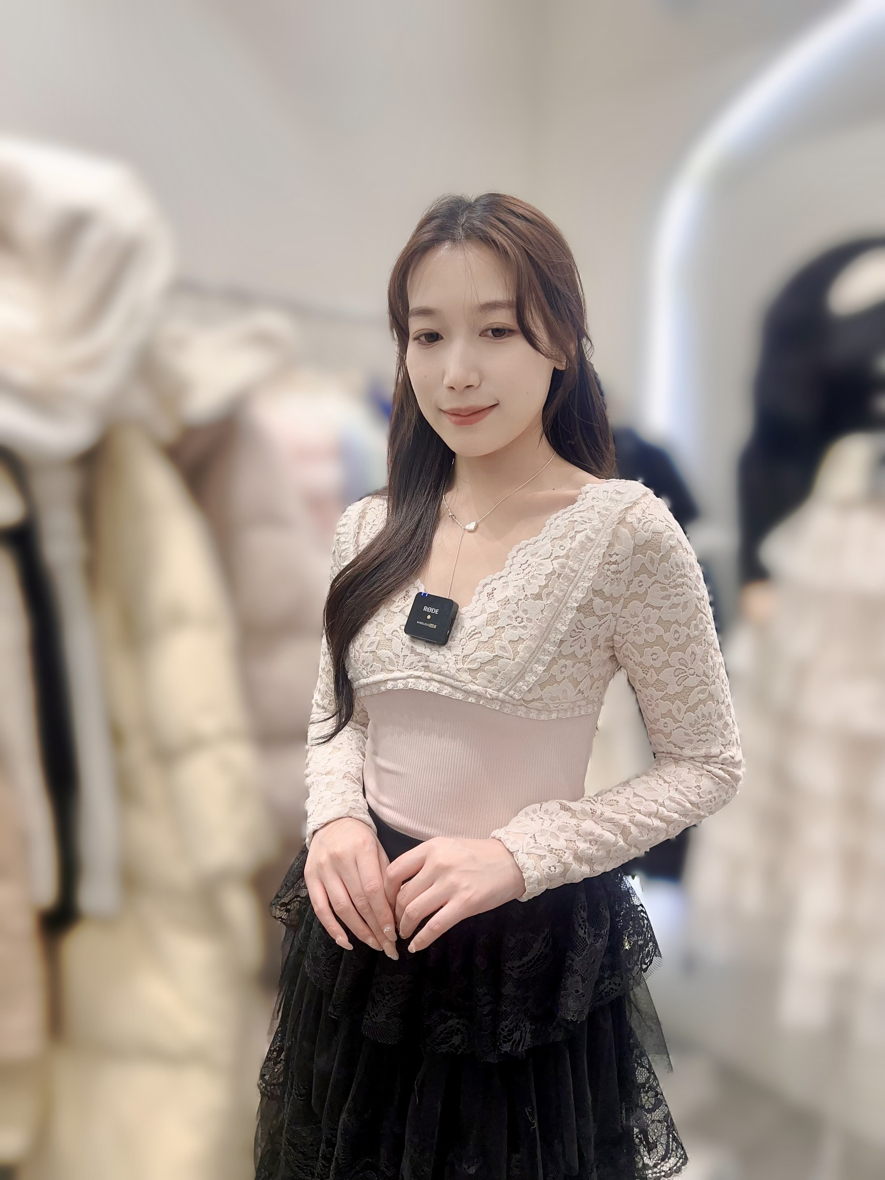 AW60  彈力LACE薄毛底  胸 32 -42  長 17   $469 (一口價) 人氣NO:3🥉