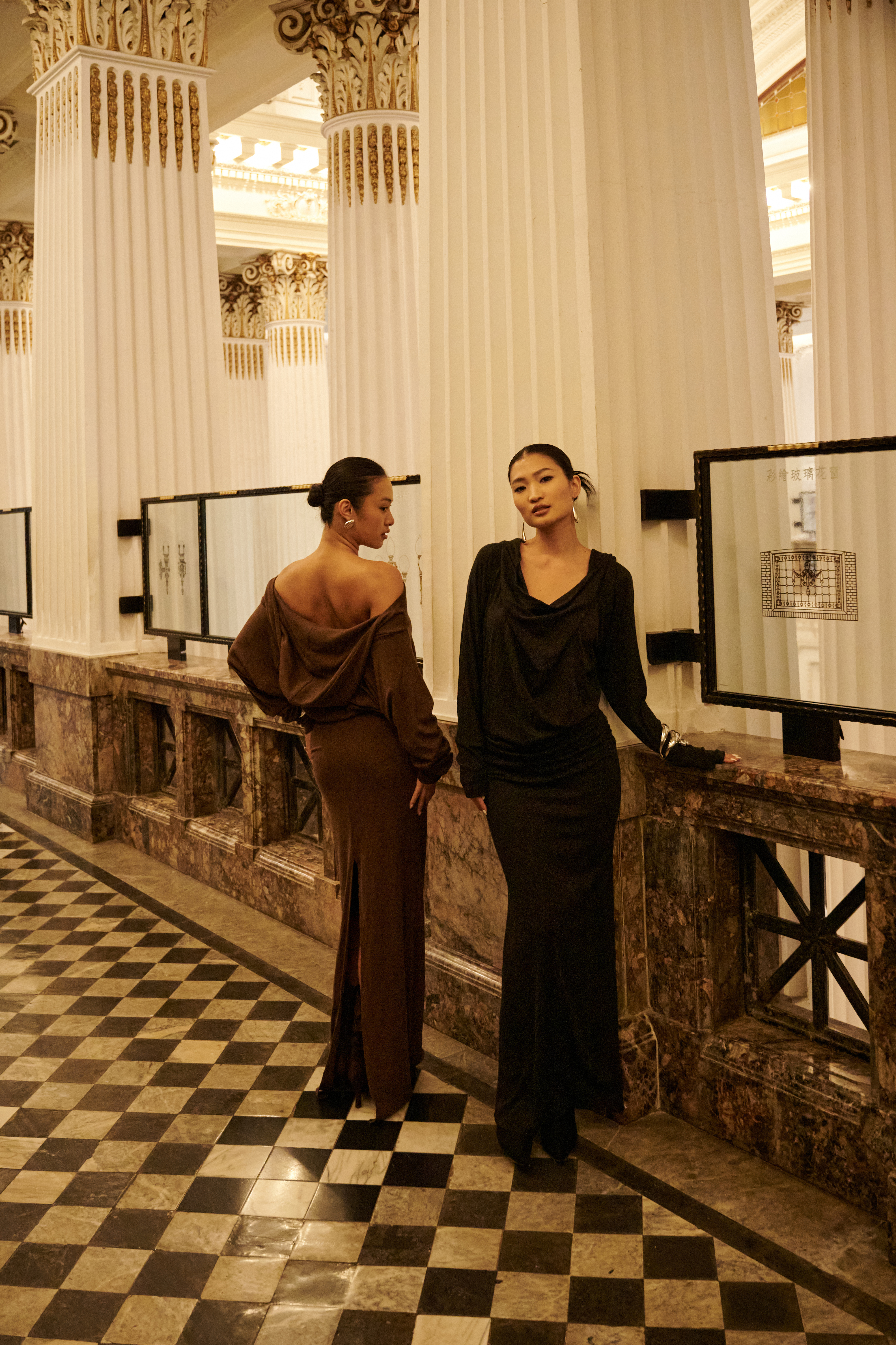 垂領長袖套裙(咖/黑現貨)