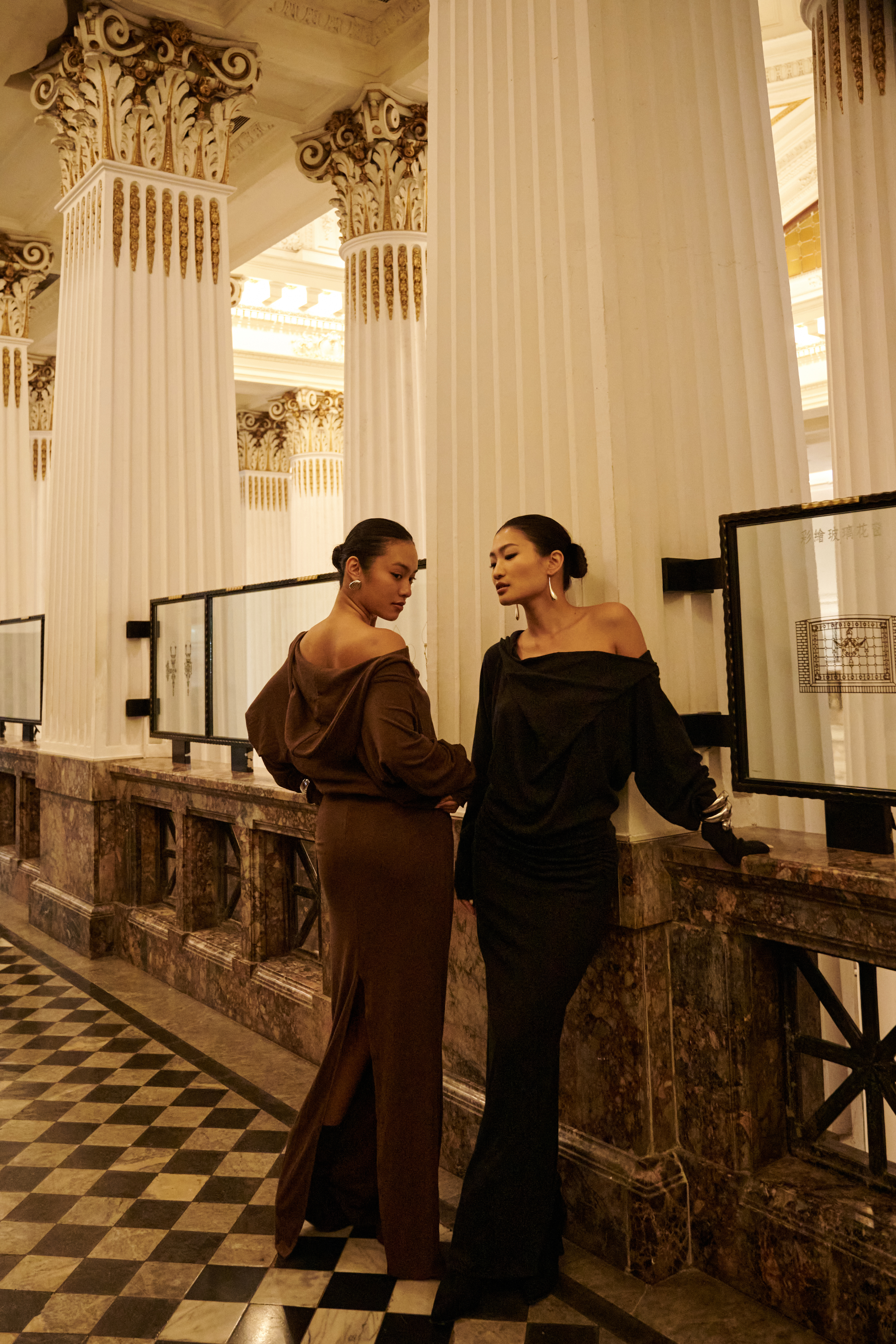 垂領長袖套裙(咖/黑現貨)