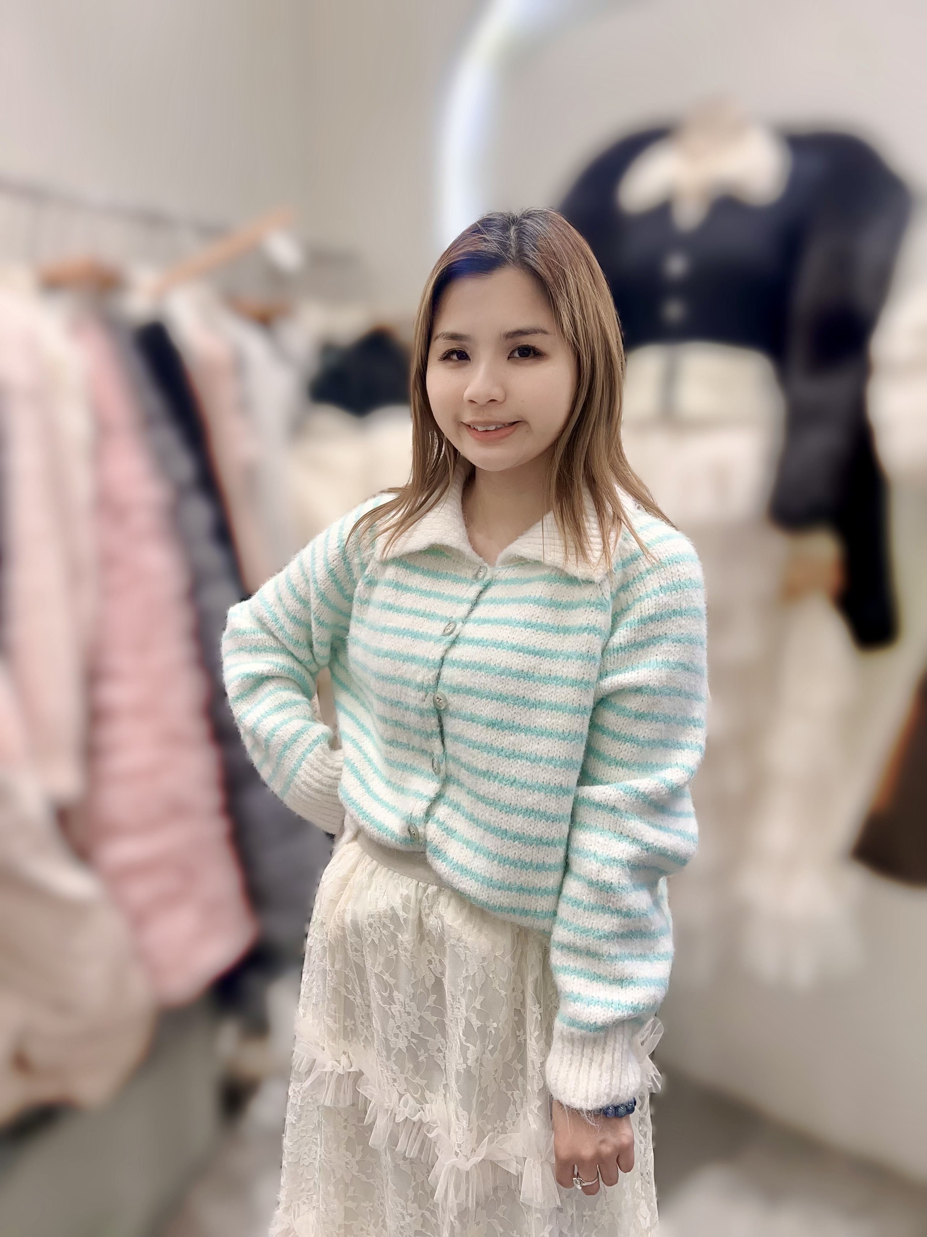 AW51  胸 52 長 23  $449 (一口價)