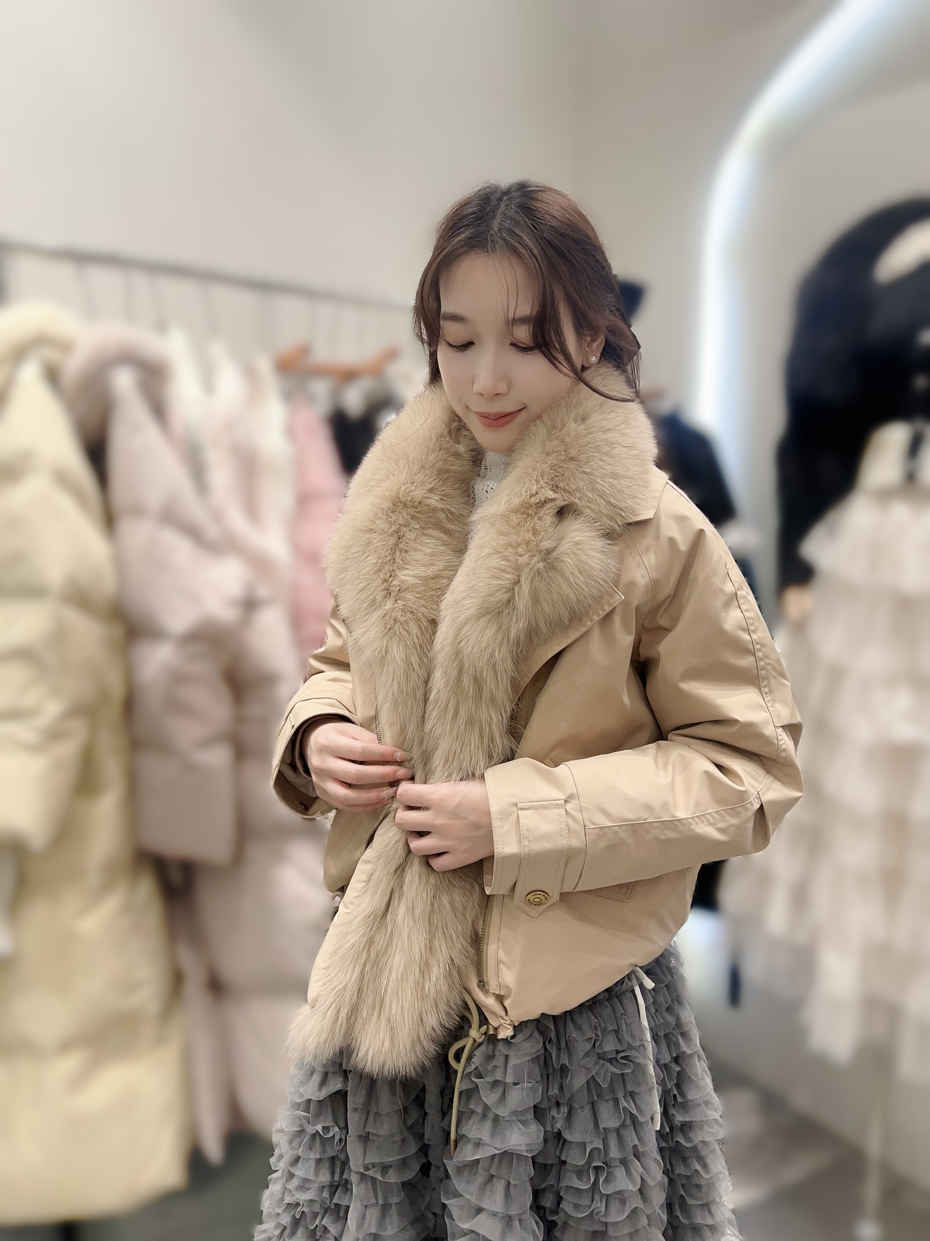 AW71  胸52  長22  $1599 (一口價) 羽絨90%