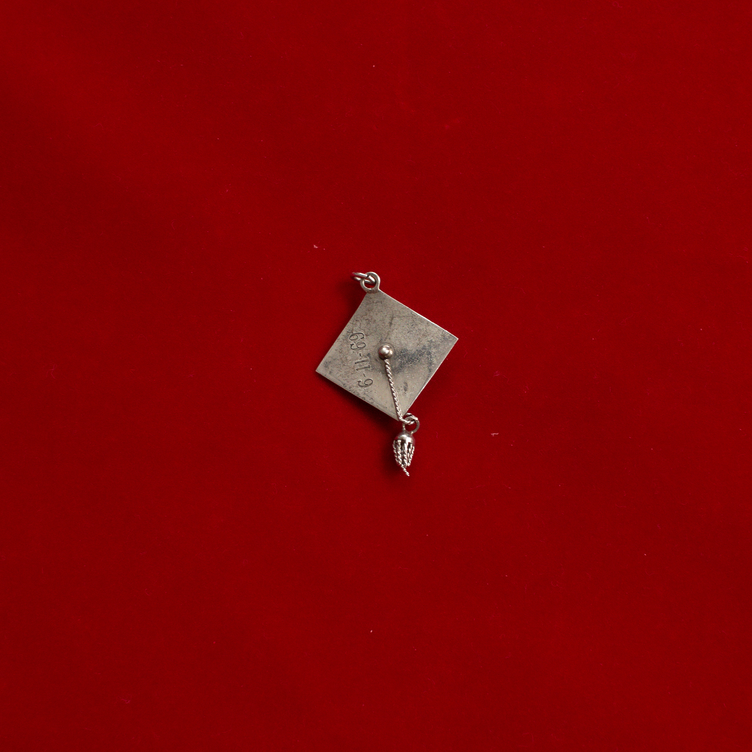 VINTAGE STERLING SILVER PENDENT 美國 純銀 畢業生 學士帽 立體 墜飾