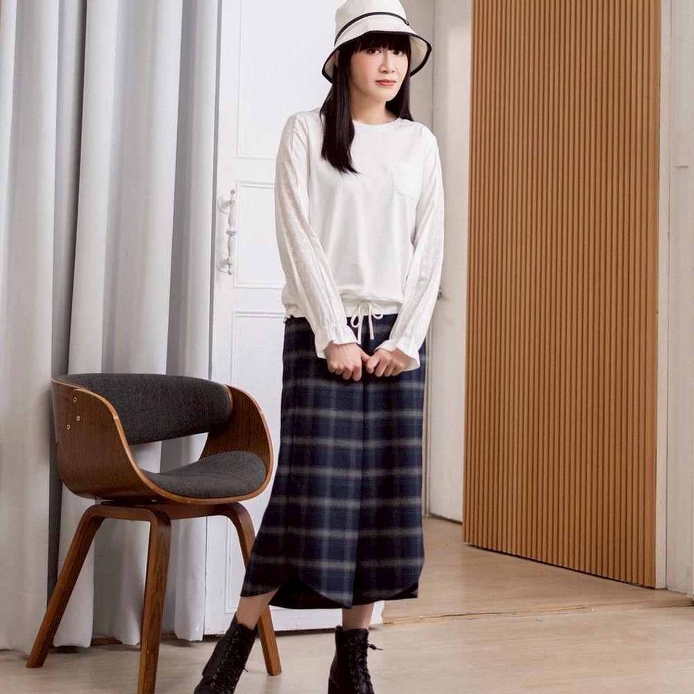 宮廷風甜美氣質棉T拼接簍空綉花布修身上衣X6291