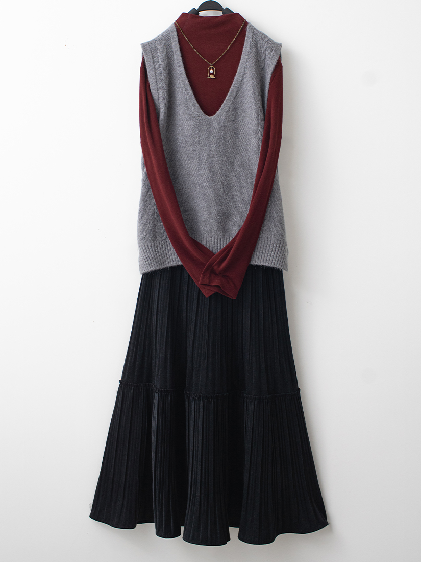 v領麻花針織背心磨毛立領內搭壓褶絨裙組合