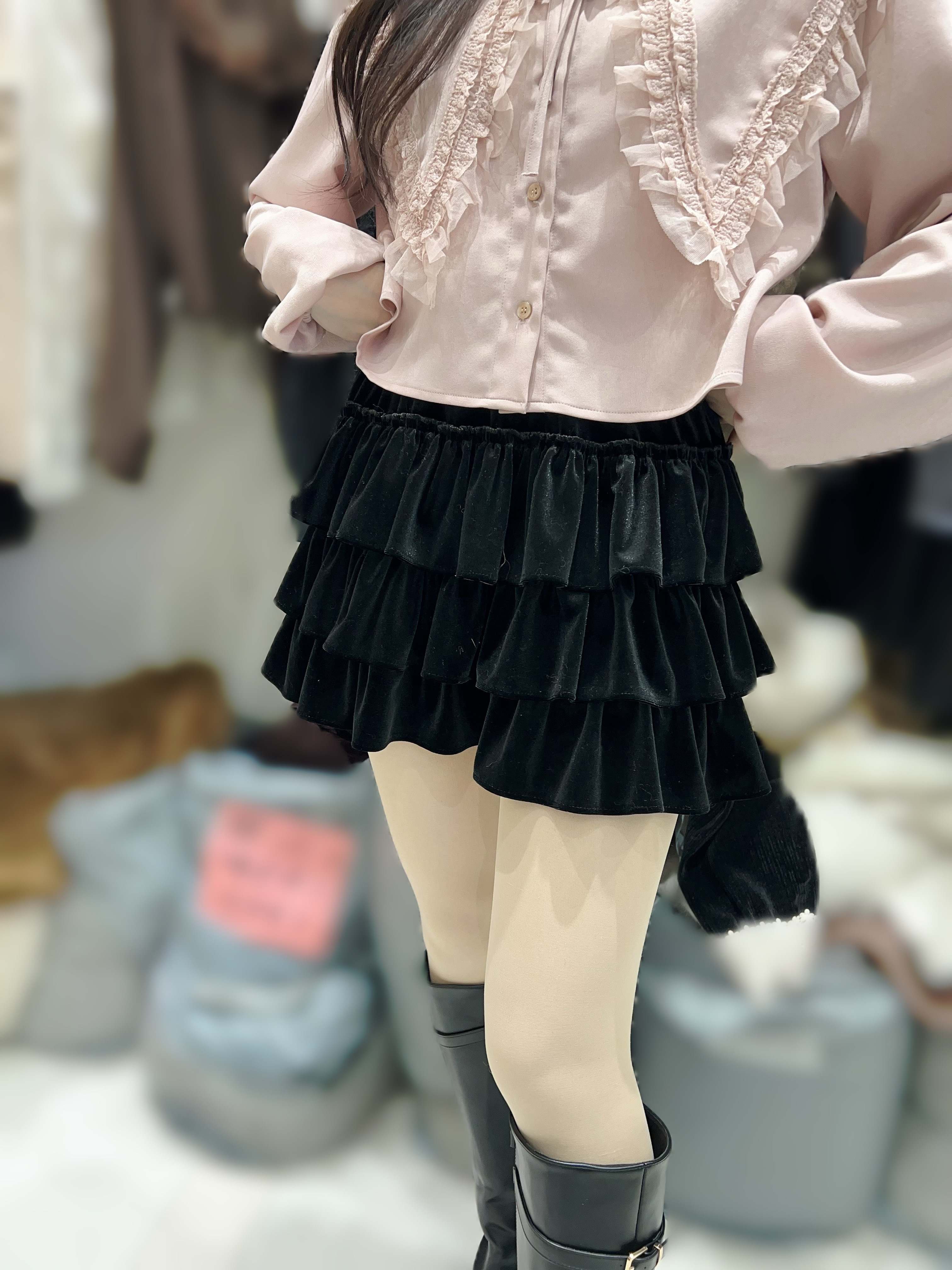 JE41  韓風燈花絨裙褲   腰26 -42  HIP42  長14.5   $479 (一口價)