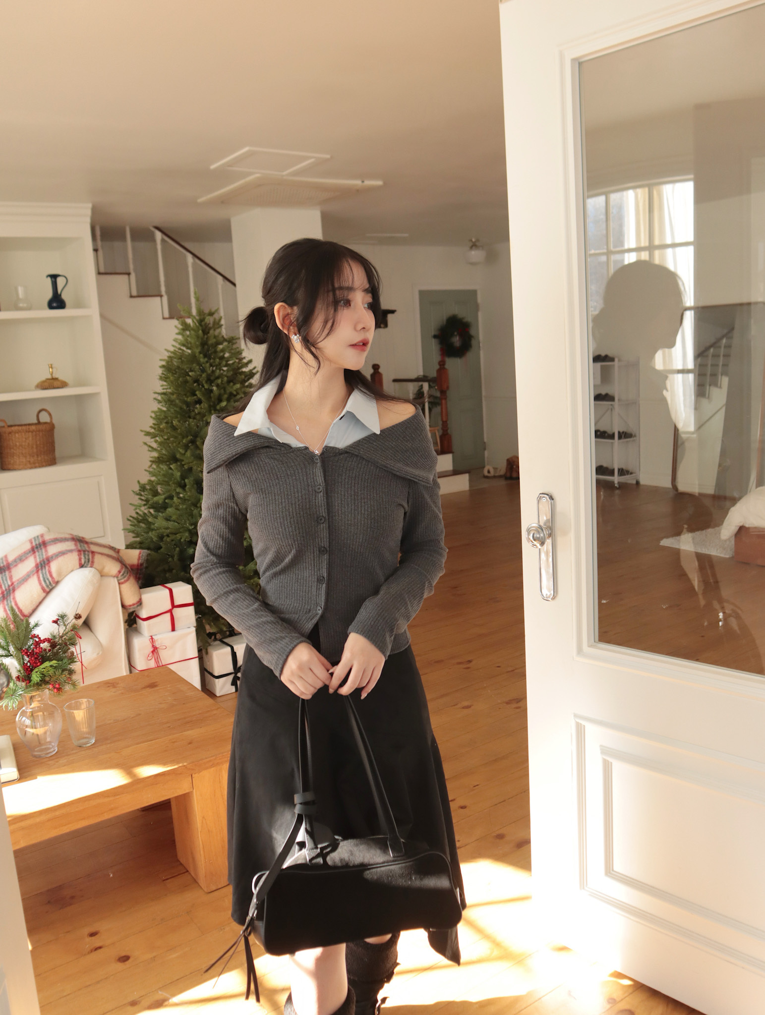 25K117 襯衫領拼接一字針織上衣