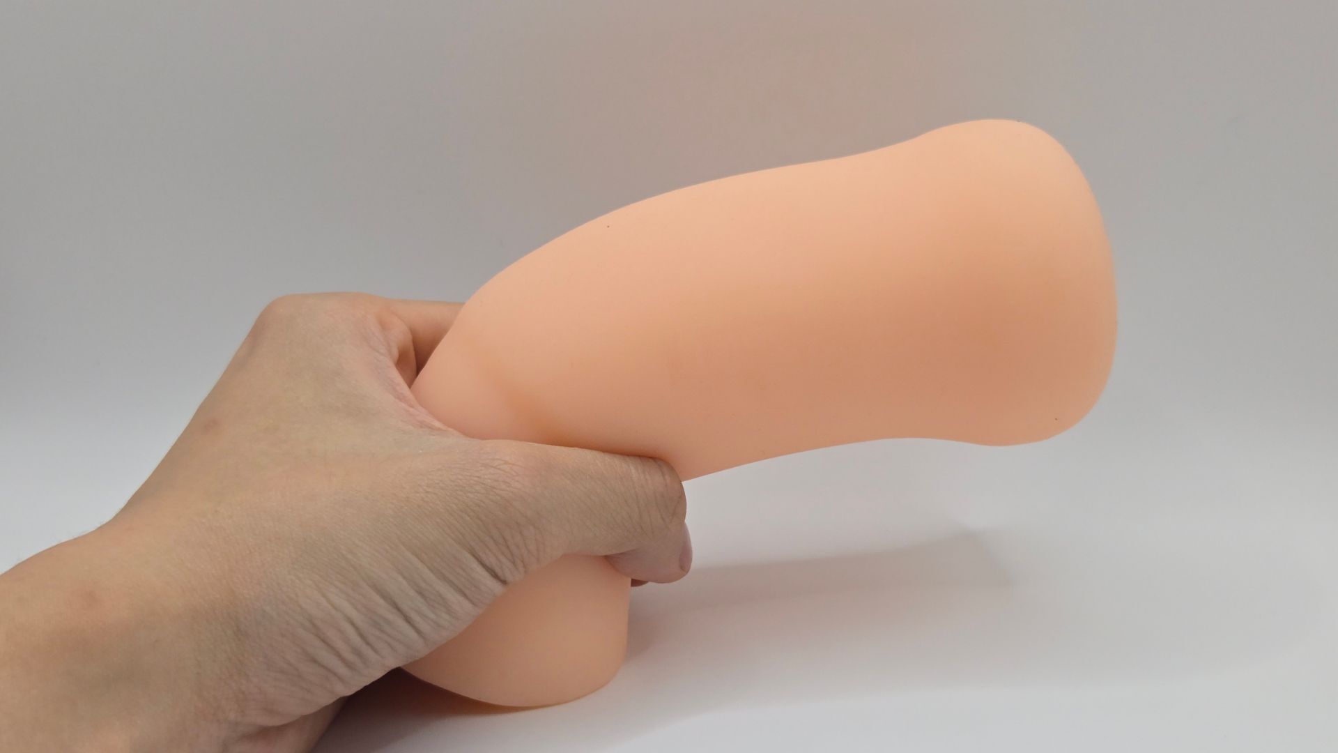 Toy's Heart R-20 第四代軟版飛機杯本體