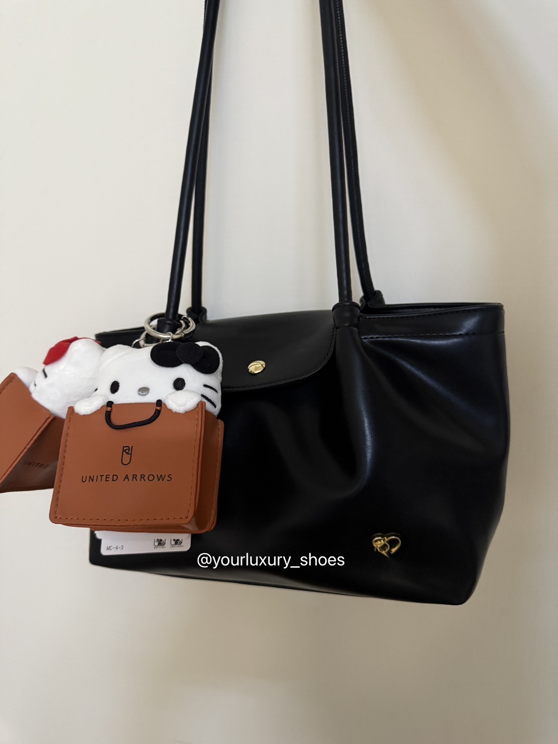 【Luxury】日本限定｜UNITED ARROWS × Hello Kitty 聯名掛件包包 日牌UA x KT 限定聯名 吊飾 包包掛件