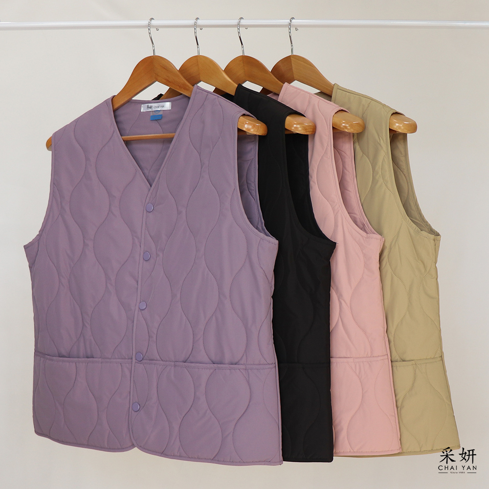 弧形縫線平口袋薄鋪棉背心