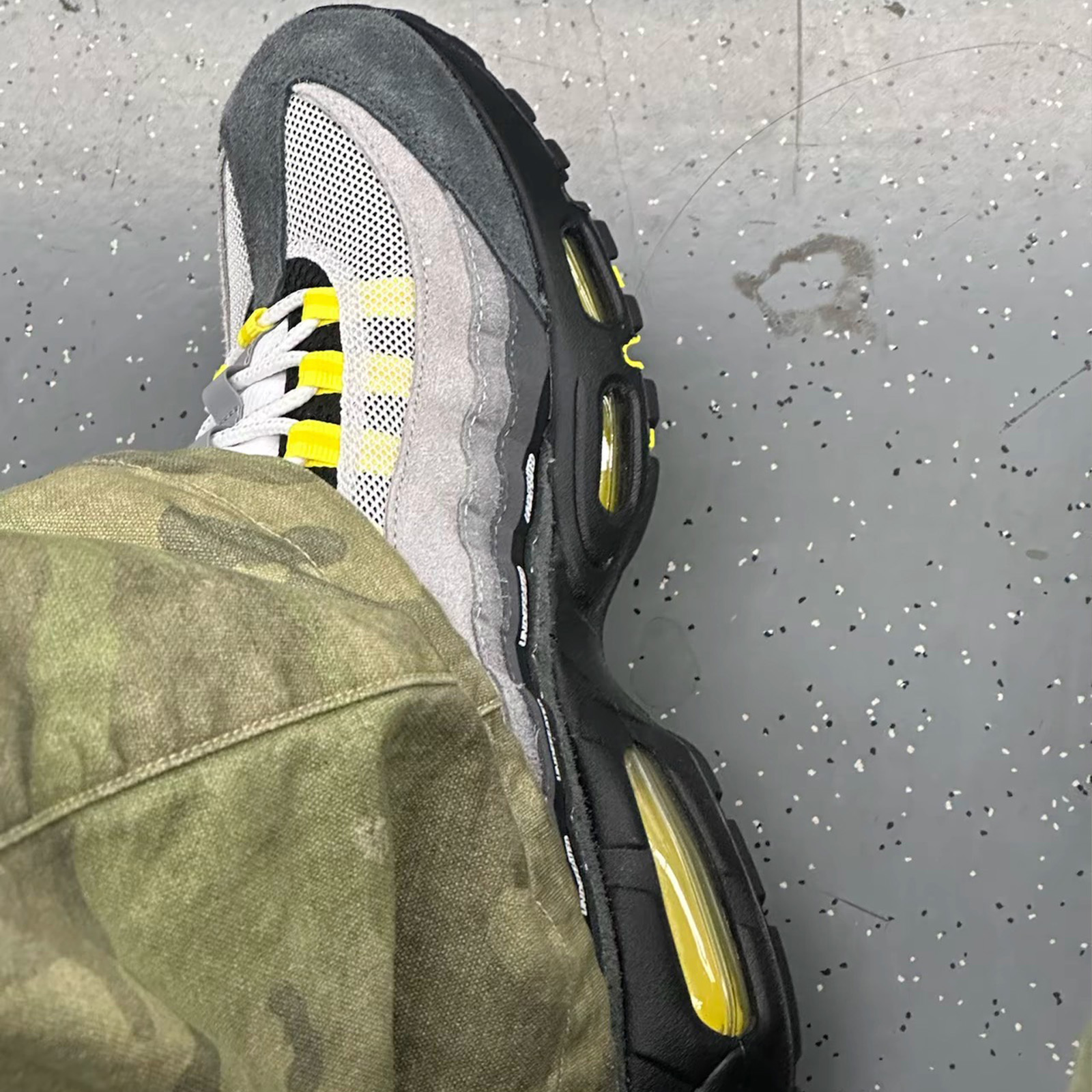 UNDEFEATED×Nike Air Max 95 Opti Yellow 上海全球限量600雙獨立編號