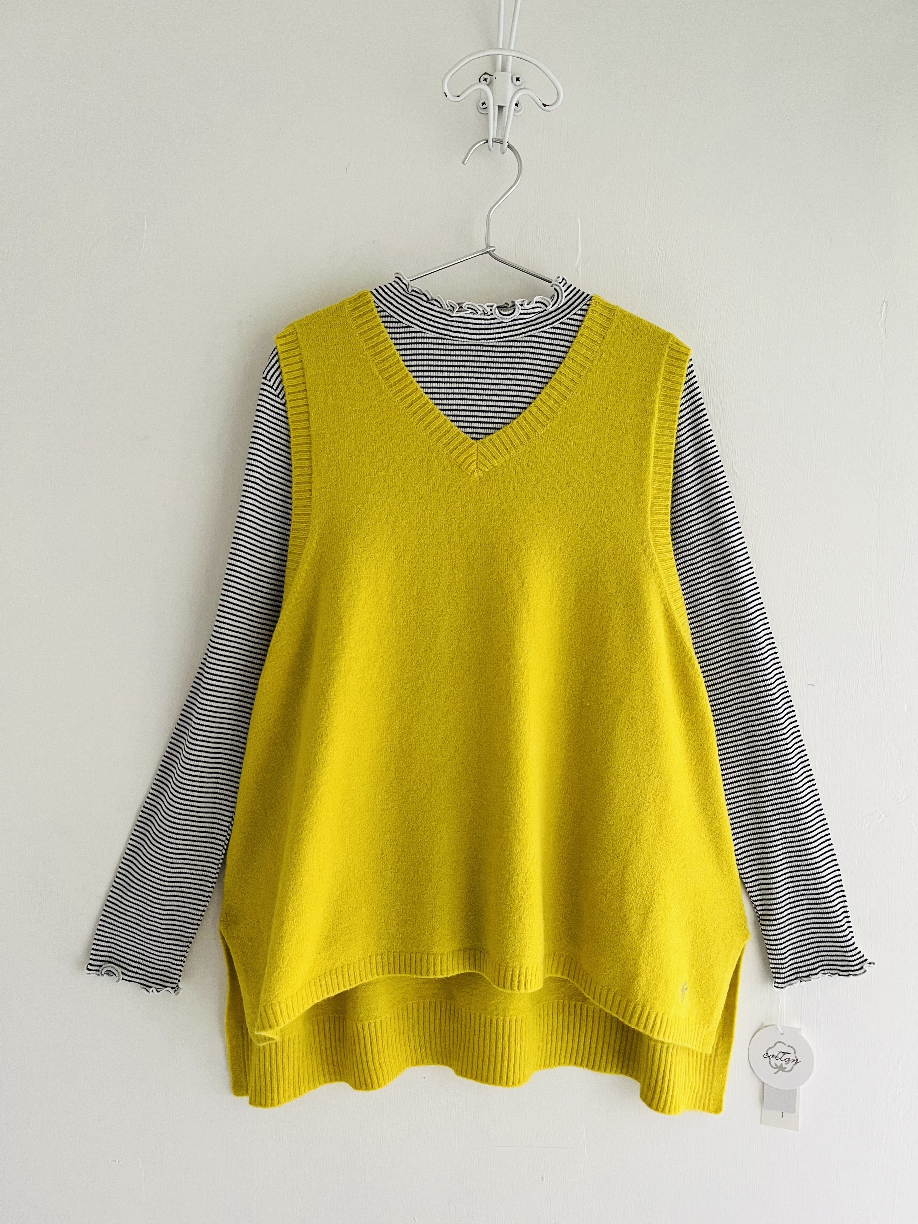 NORTHERN TRUCK黃色V領冷背心