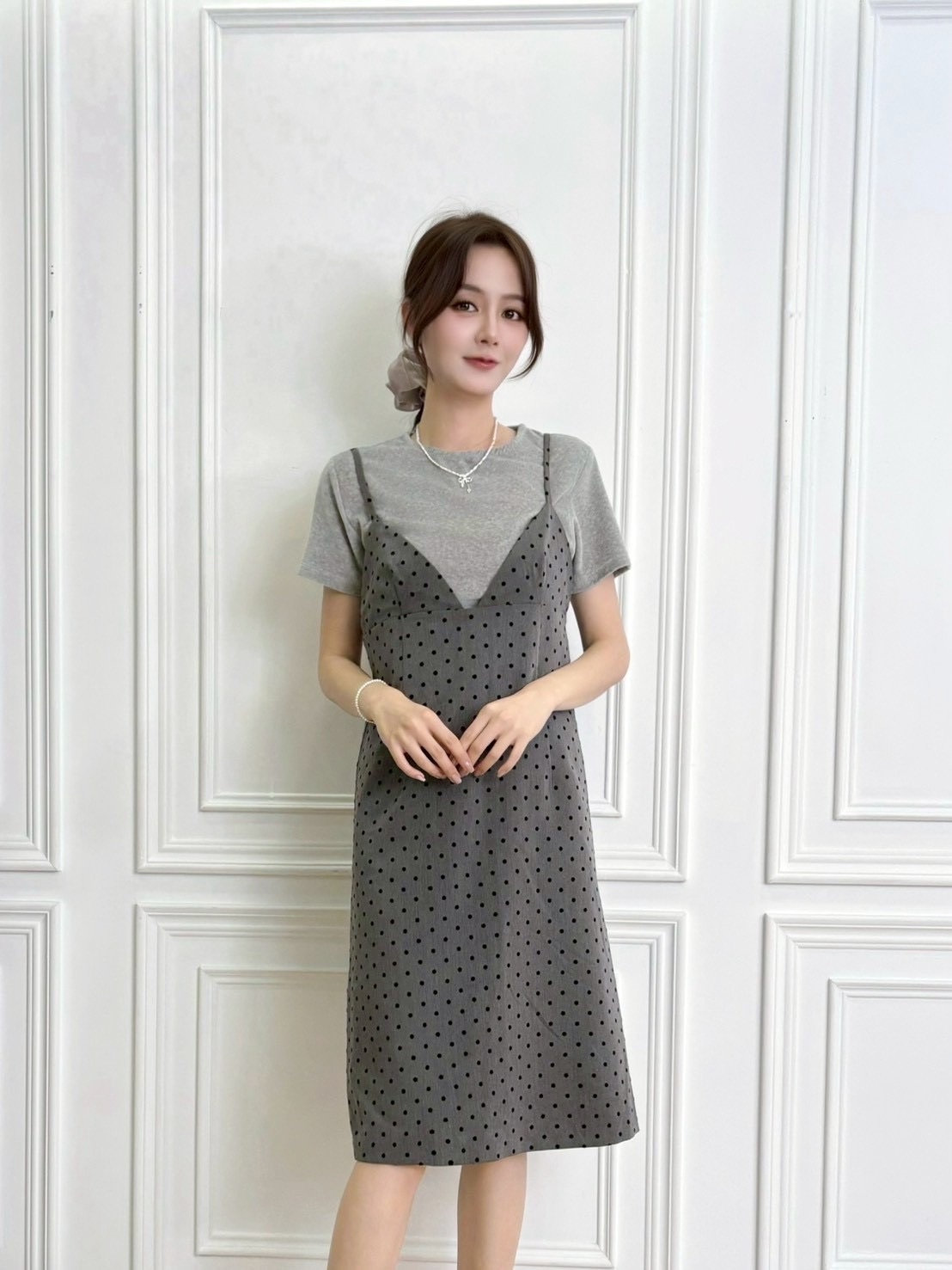 蜜桃絨短袖T+點點細肩帶洋SET