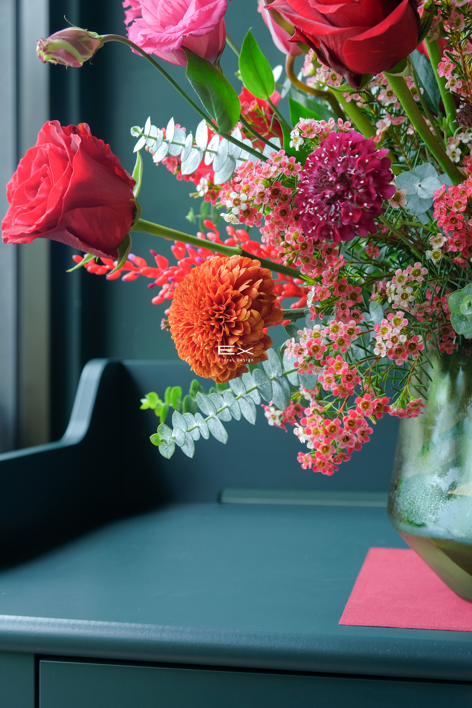 紅運奔春 Red Fortune in Motion｜桌花送禮