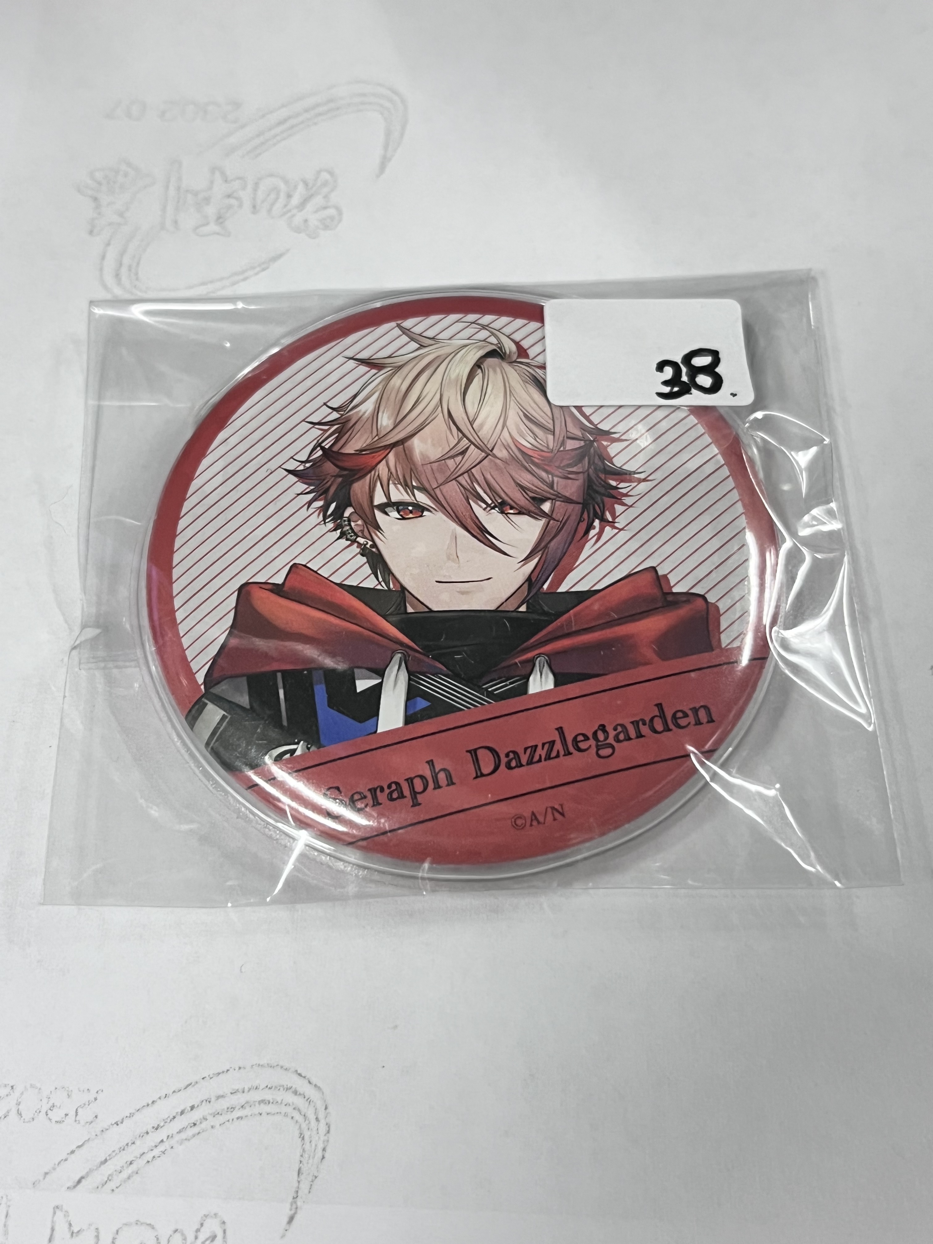 彩虹社 SERAPH 襟章  #350