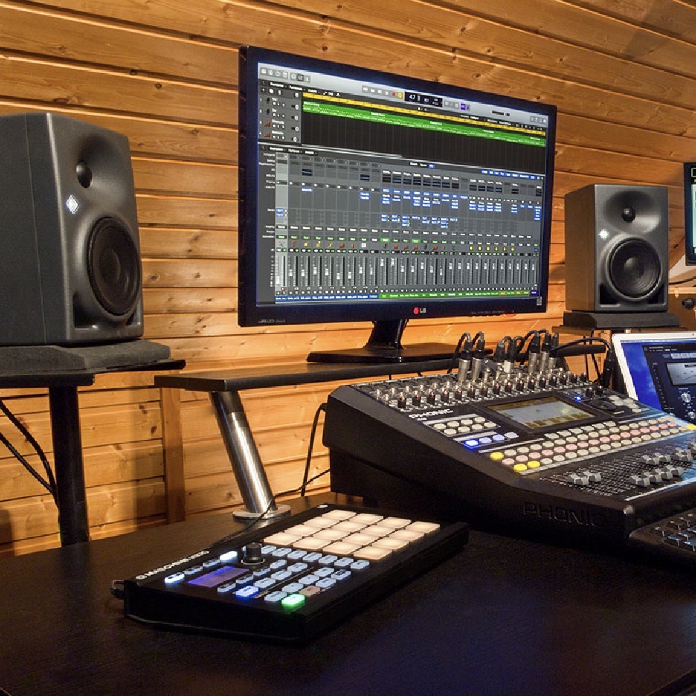 Neumann Neumann / KH120 MK2 5.25吋(對)(245W) 主動式錄音監聽喇叭 第二代(黑/白) 第 2 張圖片｜三峽錄音 / 音響