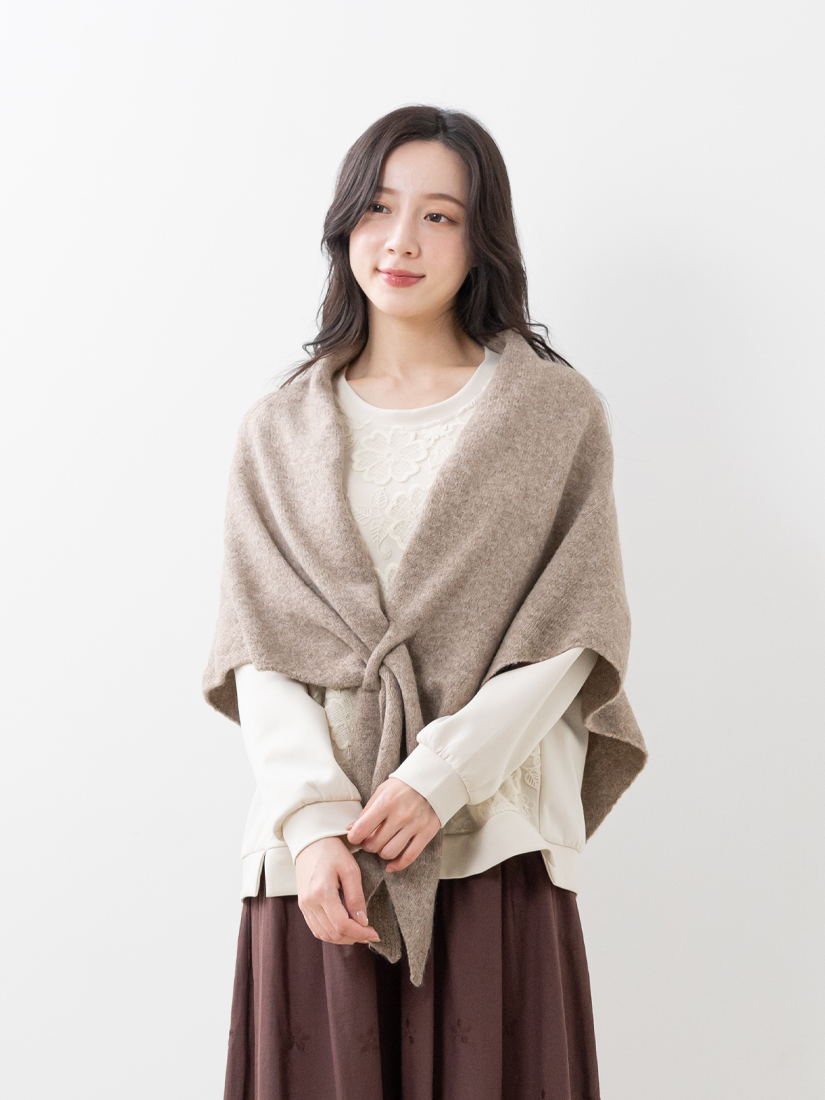 蕾絲下擺開衩空氣棉上衣繡花純棉寬褲組合