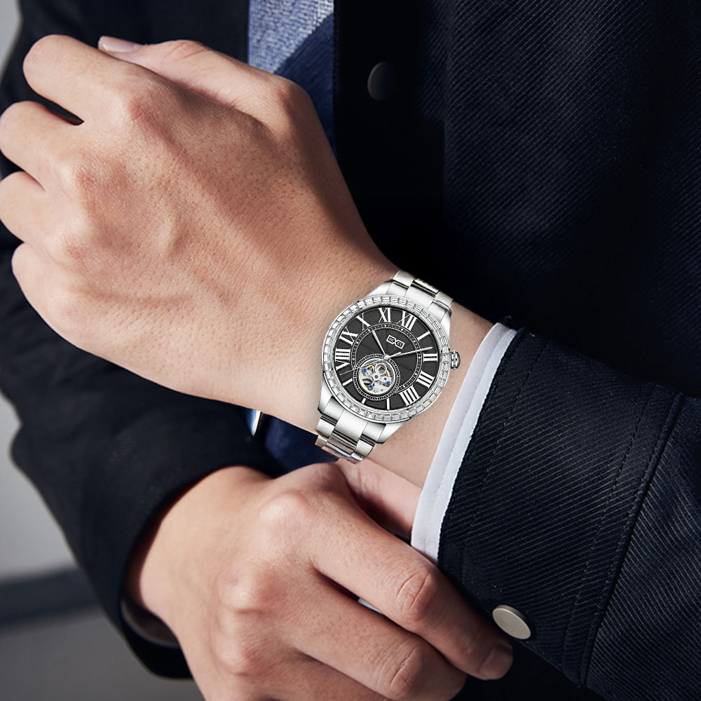 【BEXEI 貝克斯】9126 鑲鑽 羅馬字 男士 歐風 經典 都市 商務 時尚 螺旋花紋 鏤空 不鏽鋼 機械 手錶