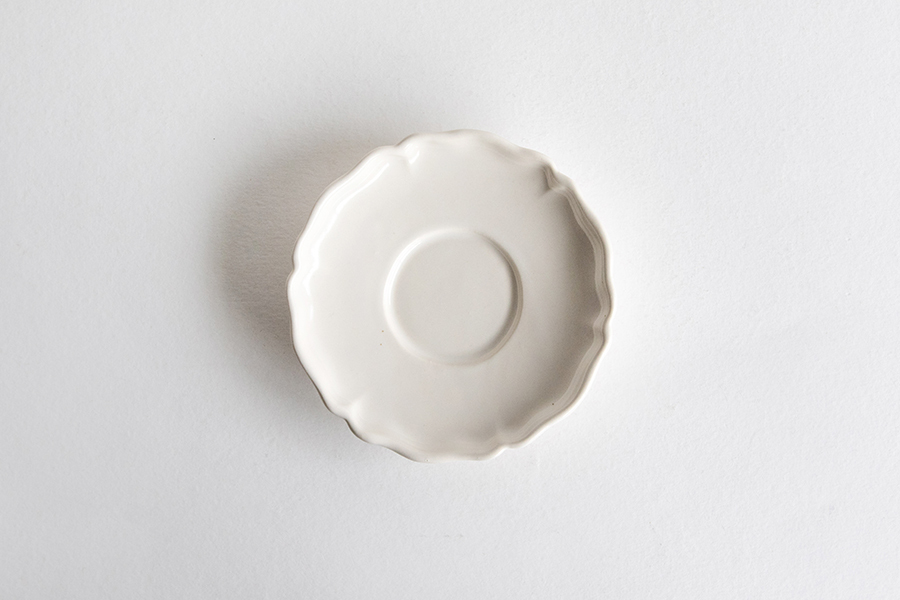 河合竜彦 - 白釉 浮雕茶盤