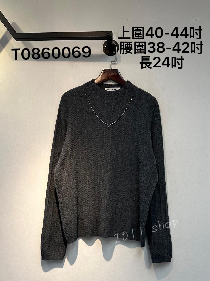 *不設優惠* 韓國高領暗紋頸鏈設計TOP  上圍40-44吋  腰圍38-42吋 長24吋  T0860069