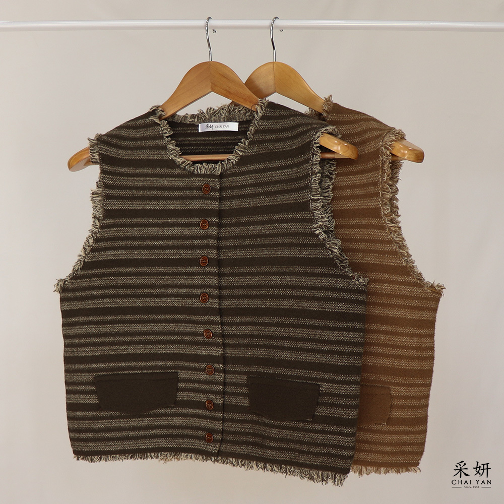 抓鬚排釦假口袋毛呢背心