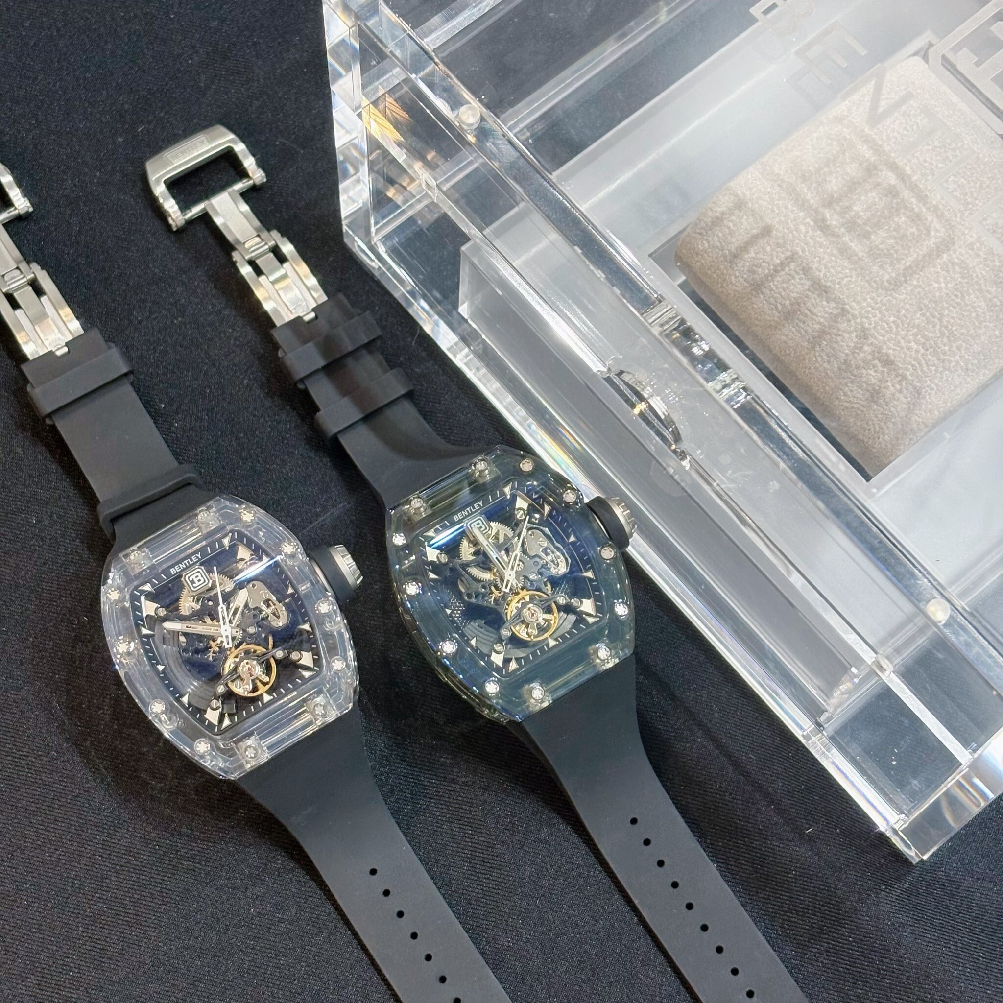 【BENTLEY 賓利】 THE LUMINA 幻影系列 BL-70系列 自動上鍊 水晶錶殼 鏤空  酒桶 黑色 機械錶