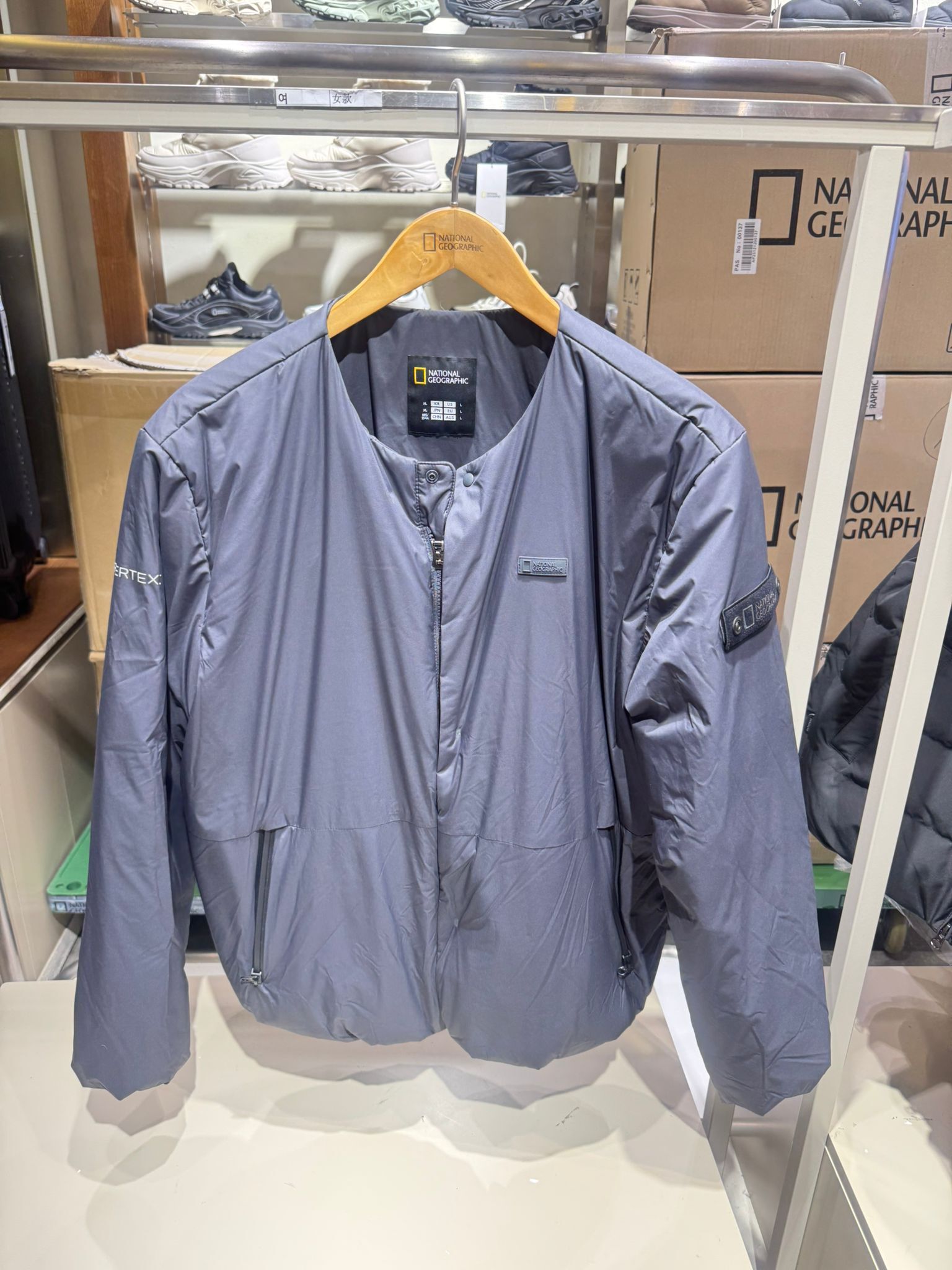 NG09  M:胸45 長25 L:胸47 長26 XL: 胸49 長27 鵝羽絨 100 % $799