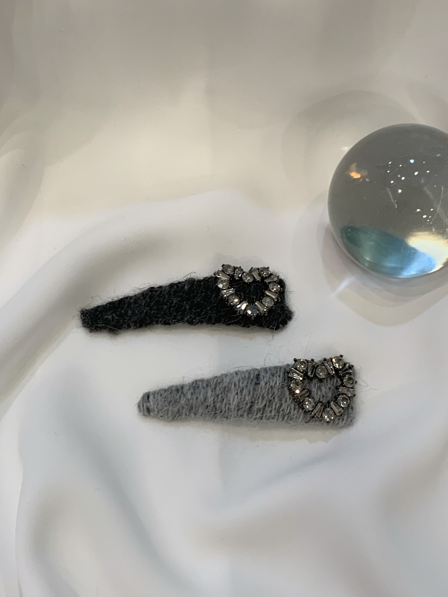 派對必備!毛呢鑽愛心髮夾組