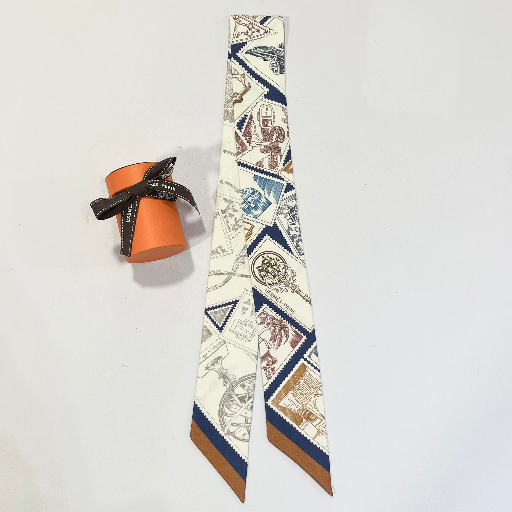 HERMES TWILLY 海洋藍/奶油/焦糖色 Le Philateliste du Faubourg Twilly H064205S 13 #BRAND NEW #香榭站正品