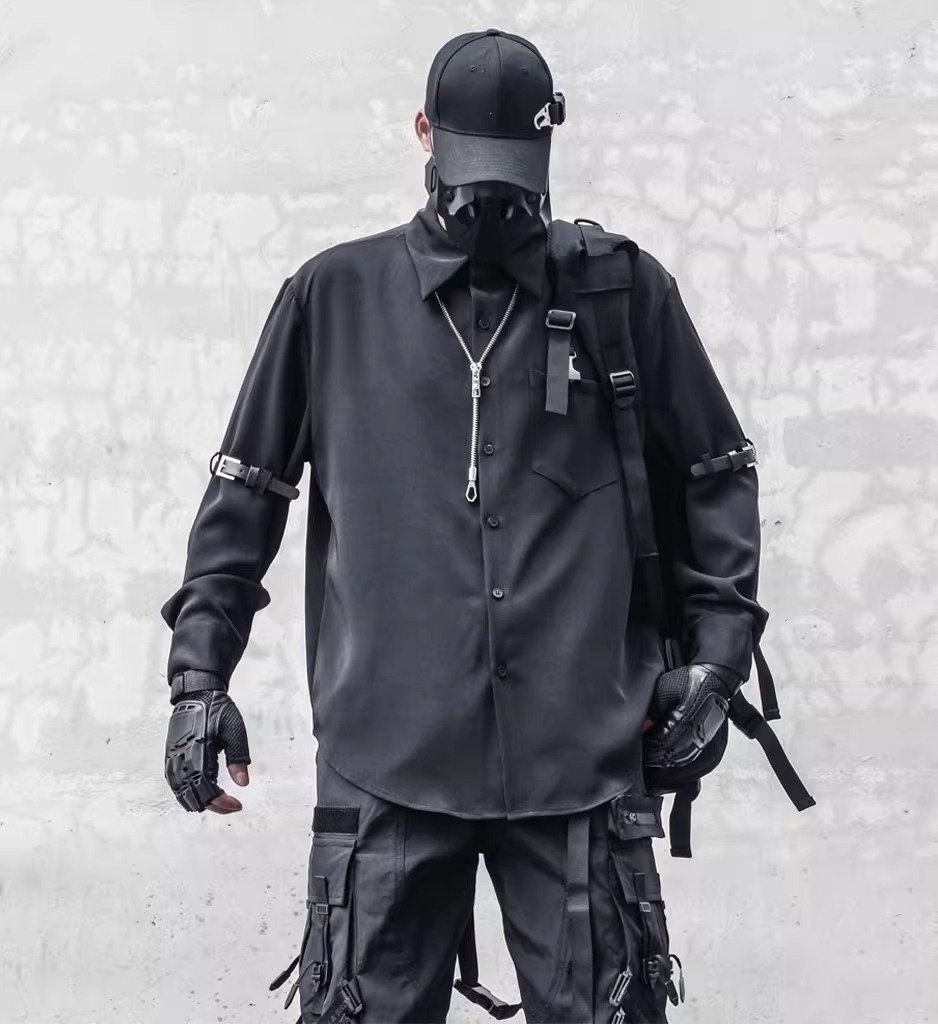 𝙏𝙀𝘾𝙃𝙒𝙀𝘼𝙍 暗黑皮扣機能長袖襯衫