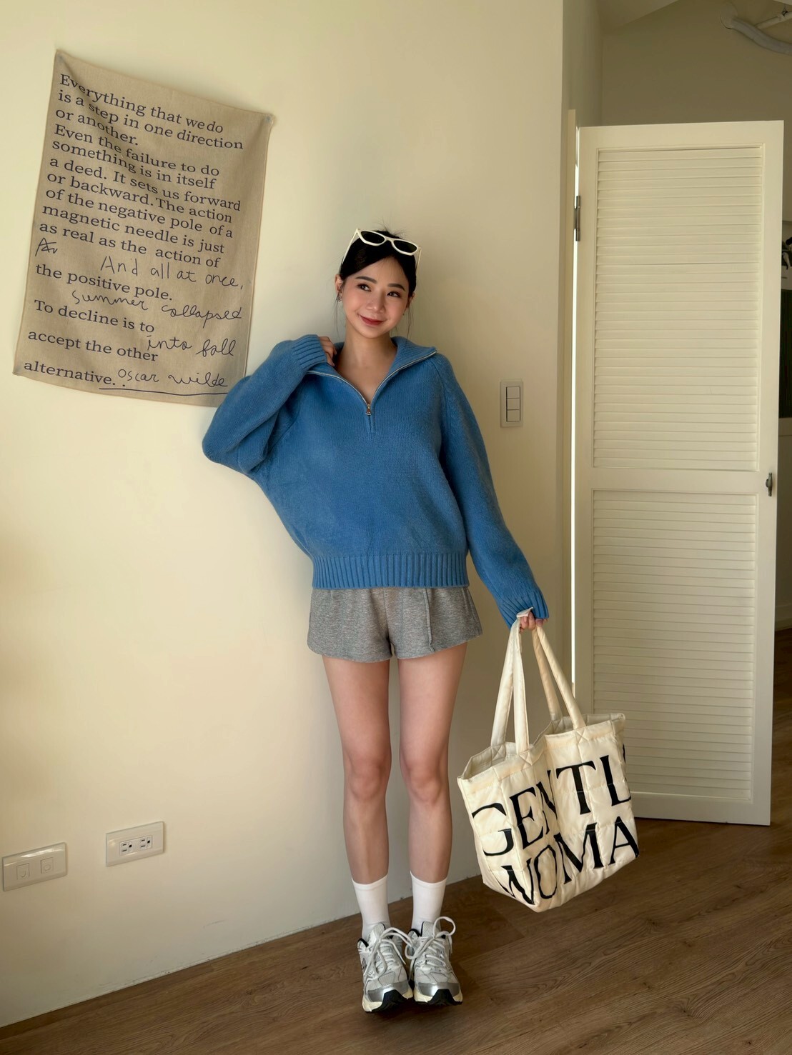 簡約半拉鍊針織上衣