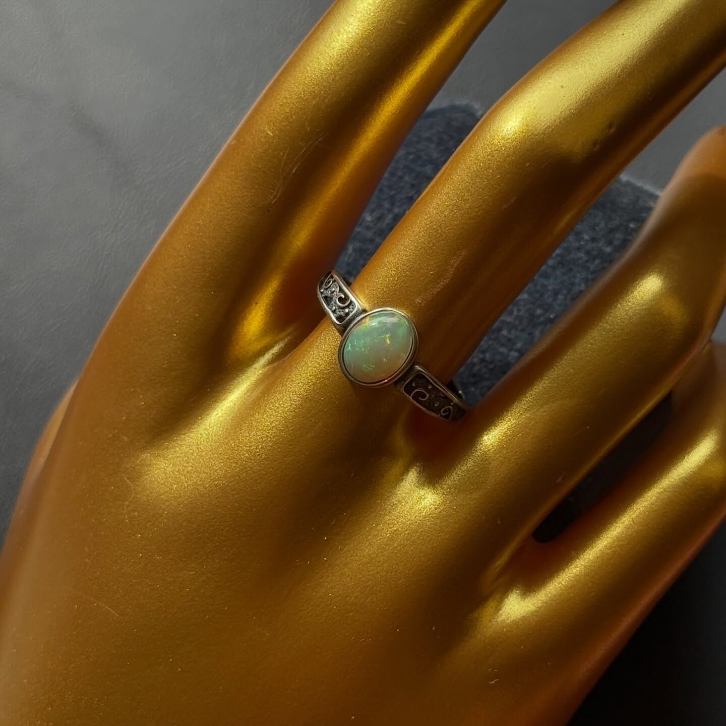 [原石] 衣索比亞蛋白石 925銀戒指